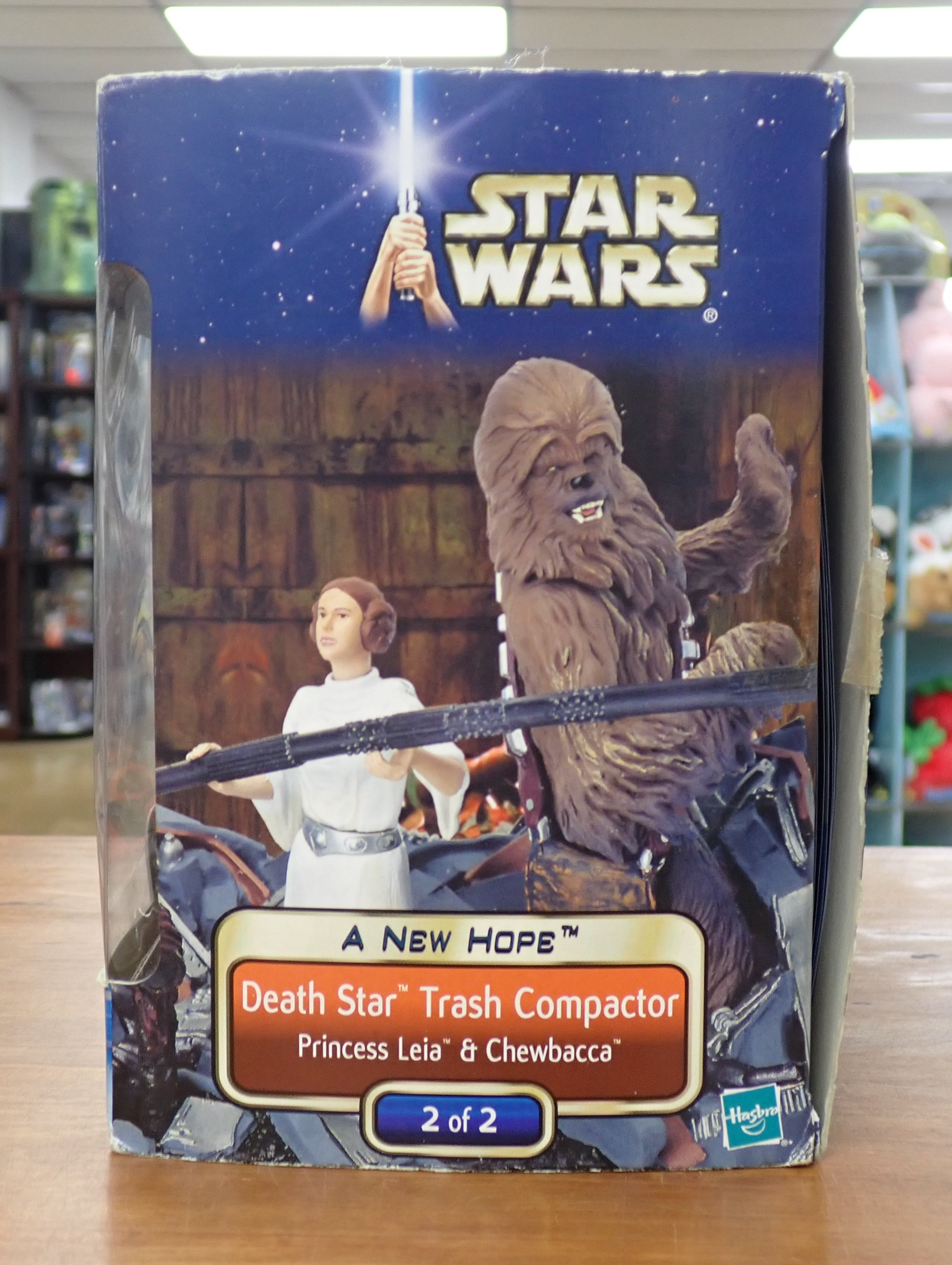 Star Wars A New Hope Hasbro Death Star Trash Compactor Set 2 Chewbacca & Leia