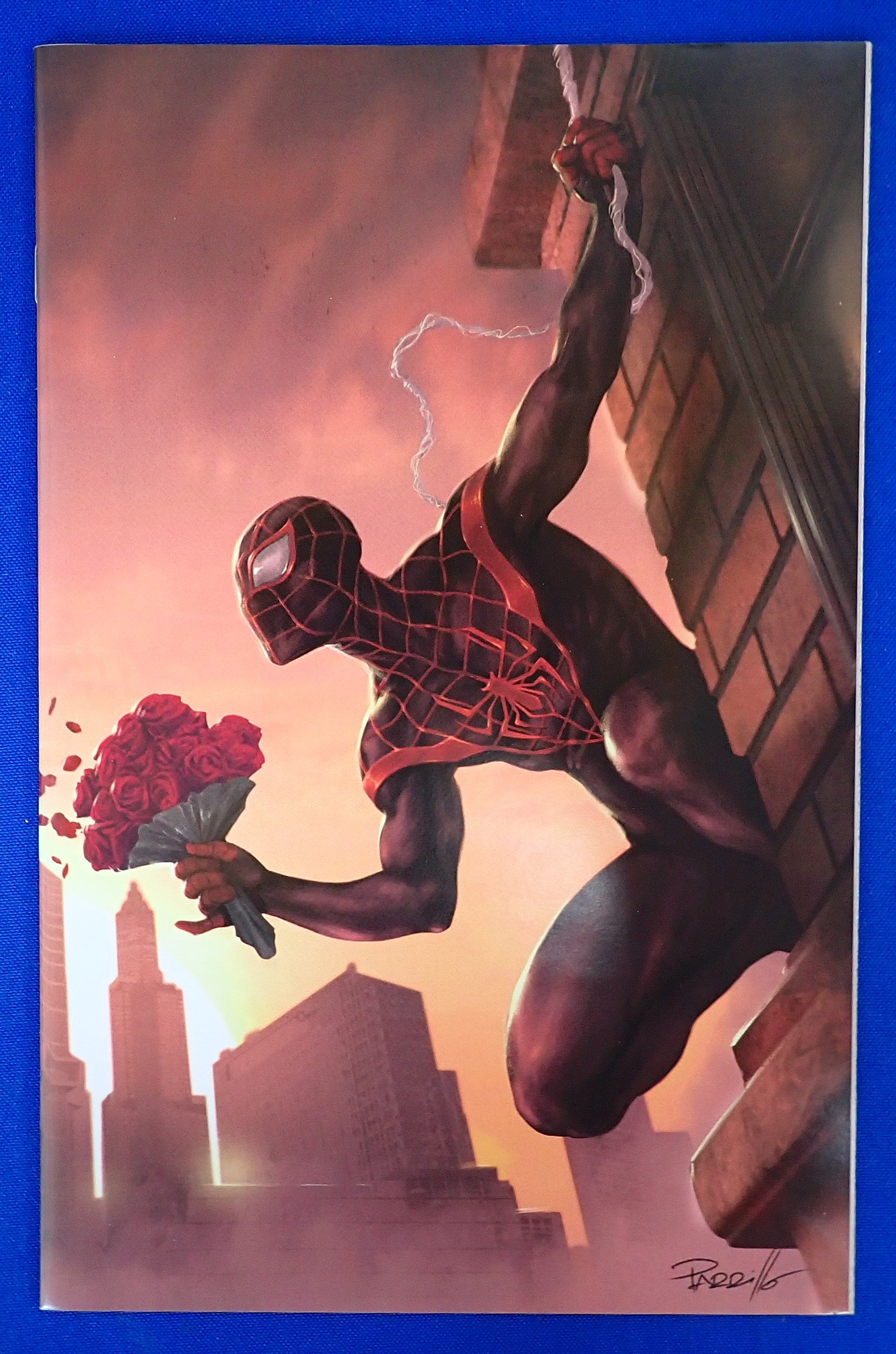 Spider-Gwen: Shadow Clones #1 & Miles Morales #4 Set (2023) - NM+ (9.2+) - Connecting Parillo VariantSet