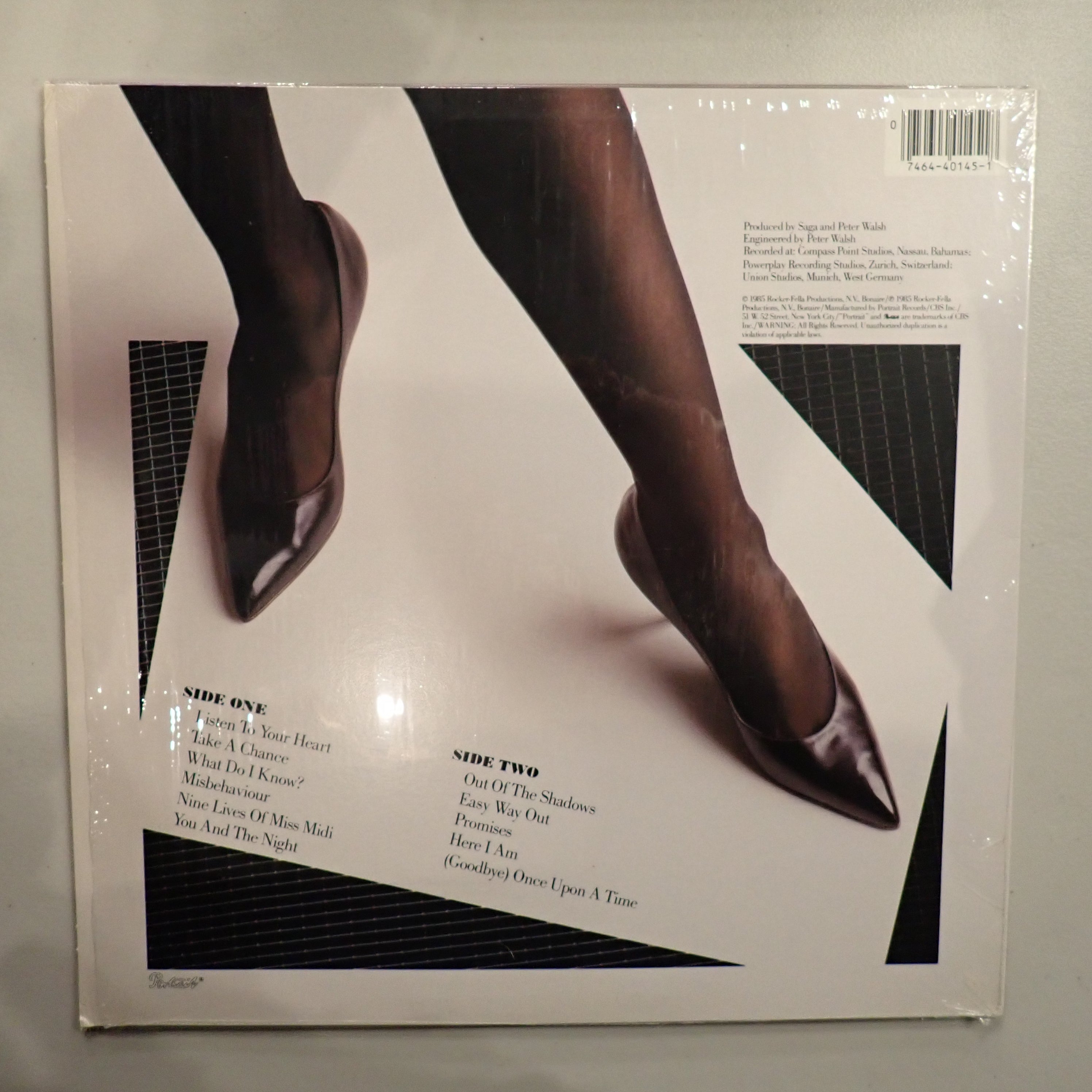 Saga - Behaviour