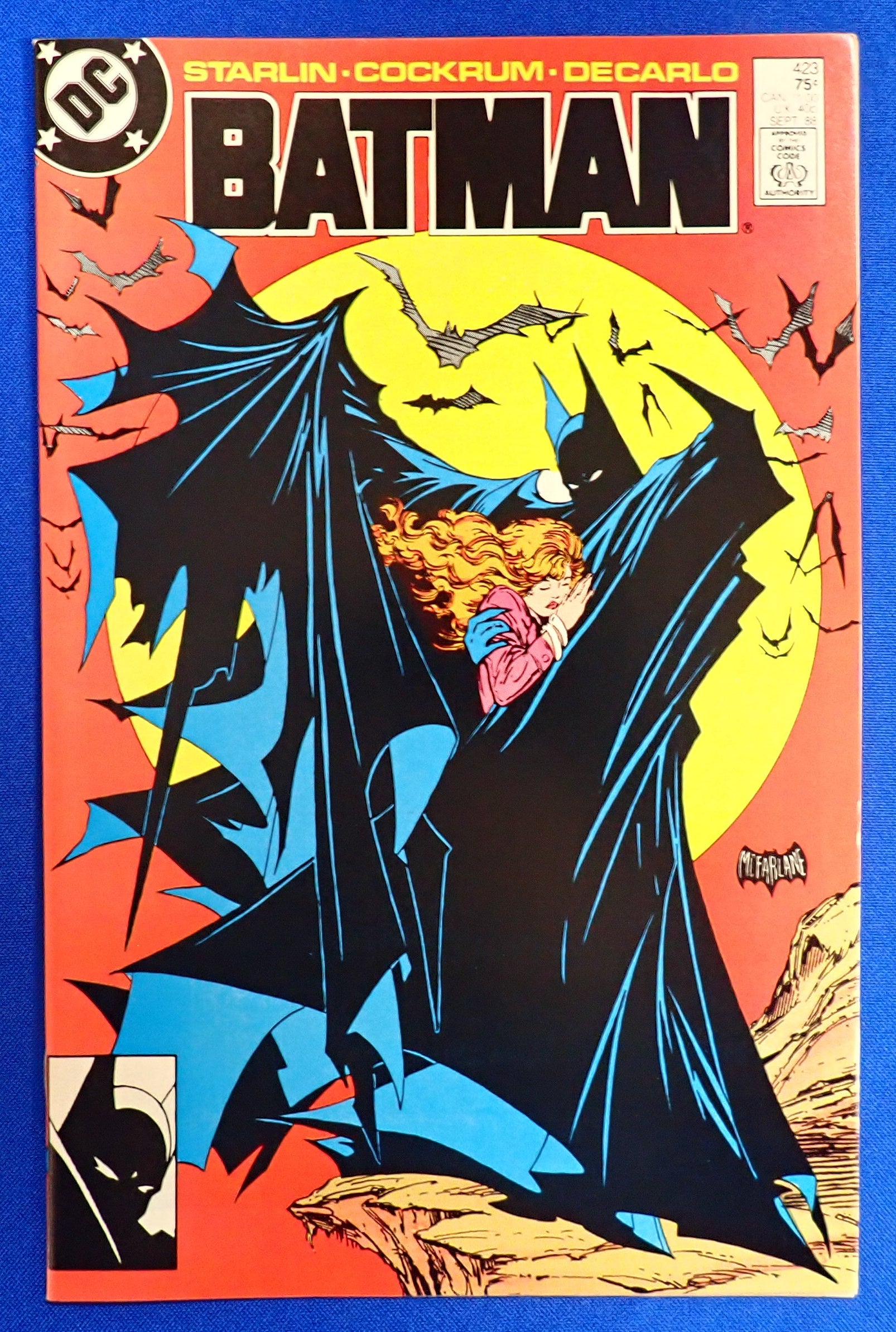Batman #423 (1988) - VF/NM- (9.0/9.2) - McFarlane Iconic Cover