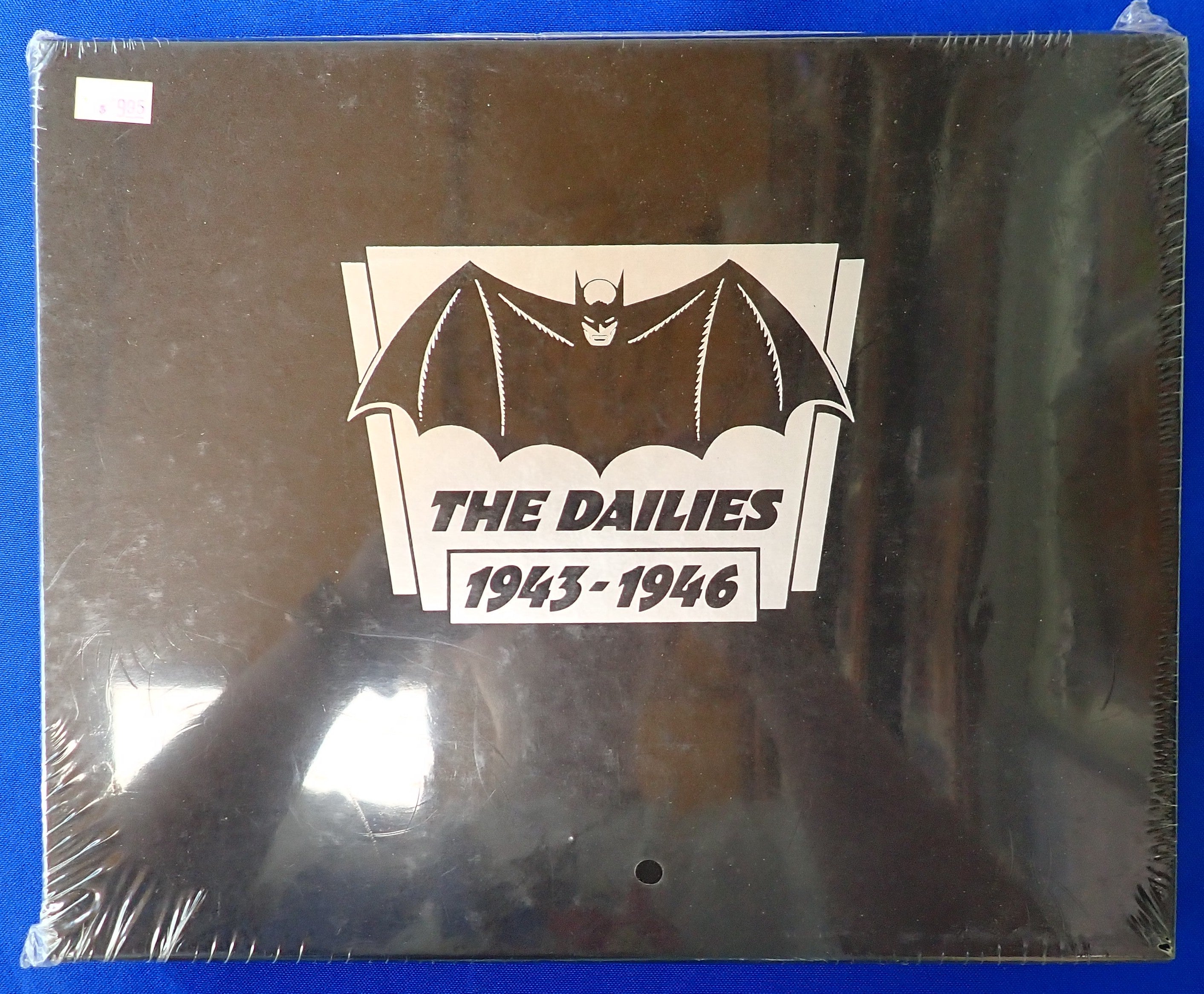 Batman: The Dailies 1943-1946 - SEALED Slipped Hardcover (Pre-Owned)