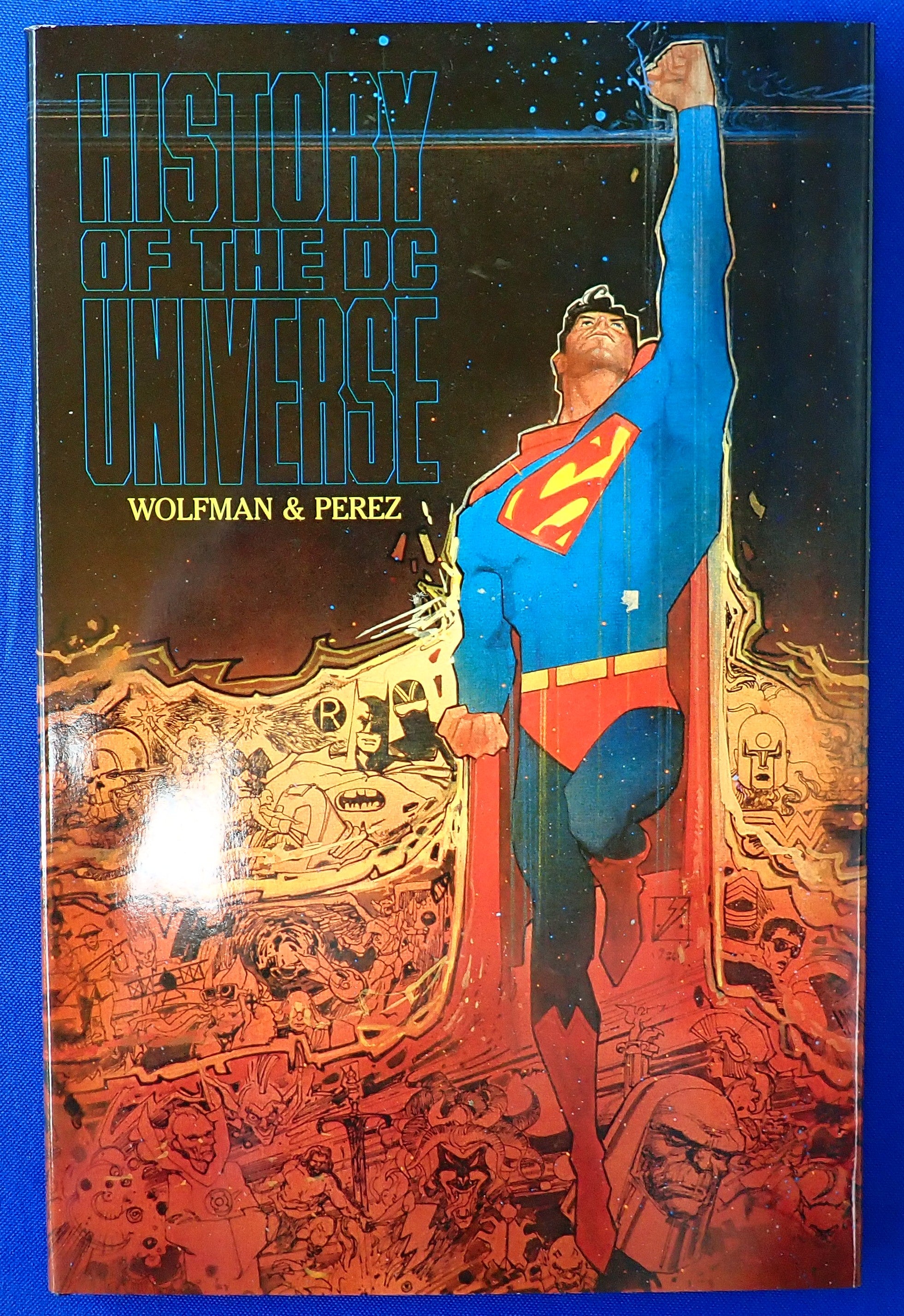 History of the DC Universe - Hardcover (Pre-Owned)