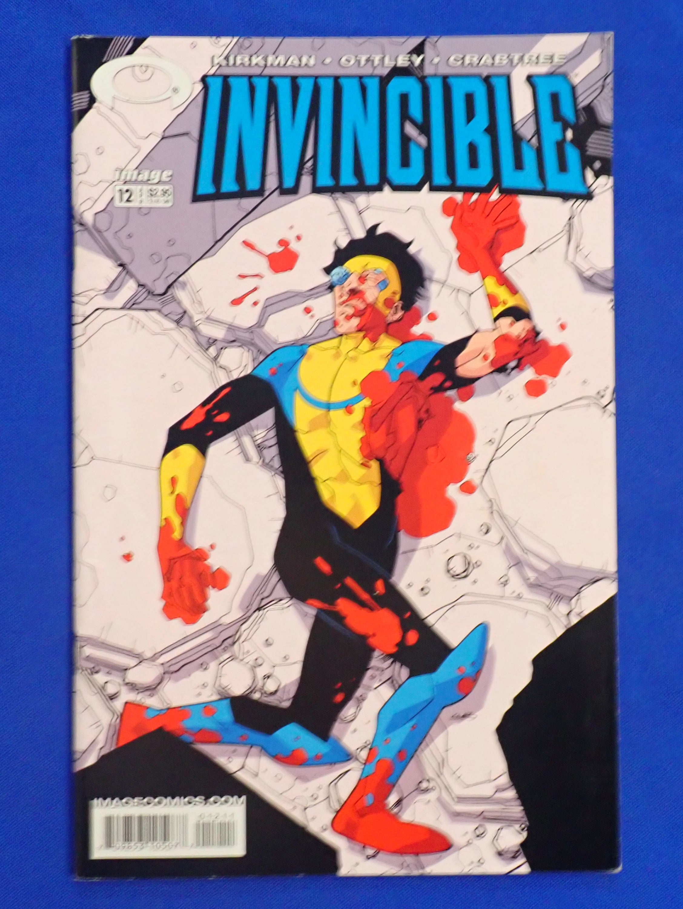 Invincible #12 (2004) - FN/VF (7.0)