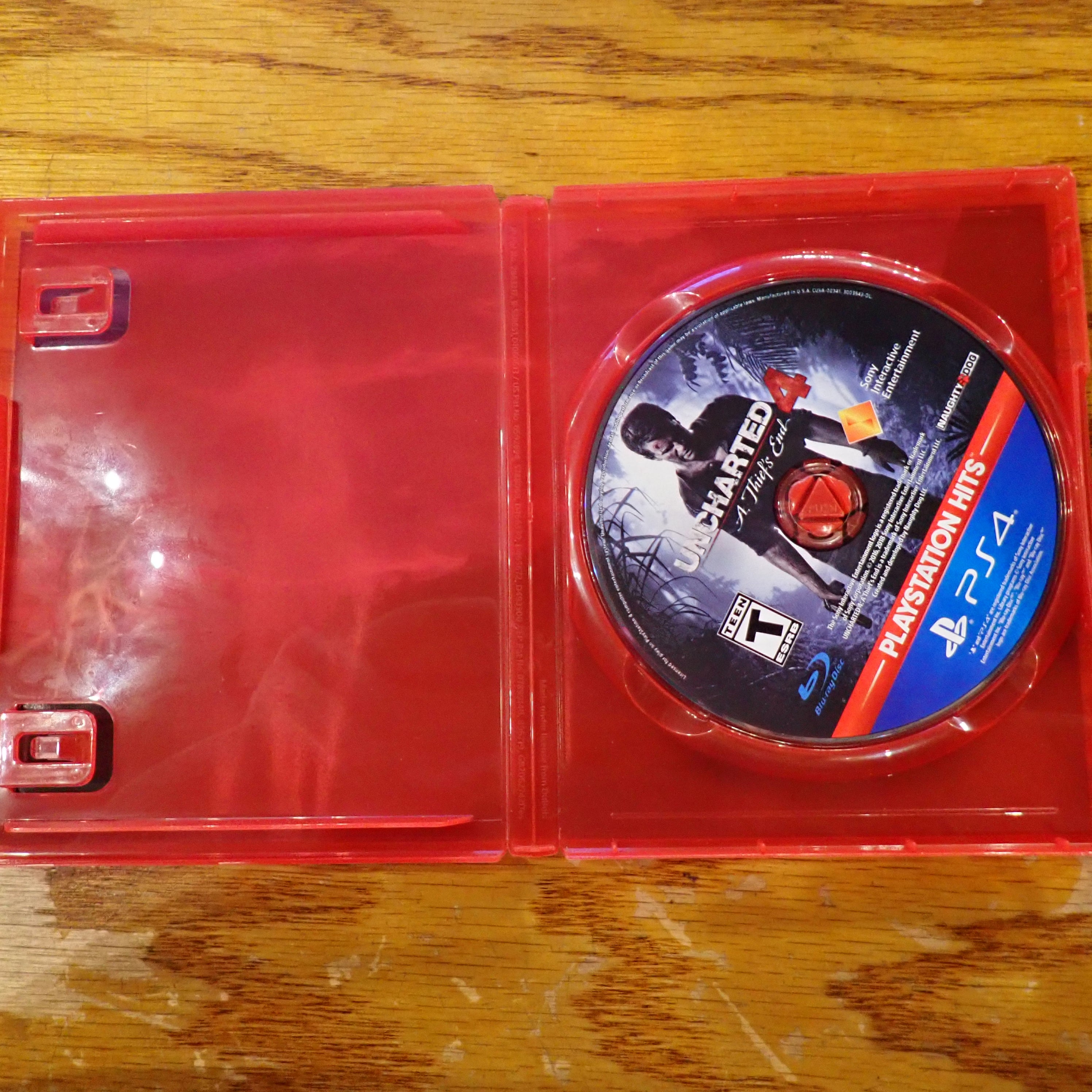 Uncharted 4: A Thief's End - PS4