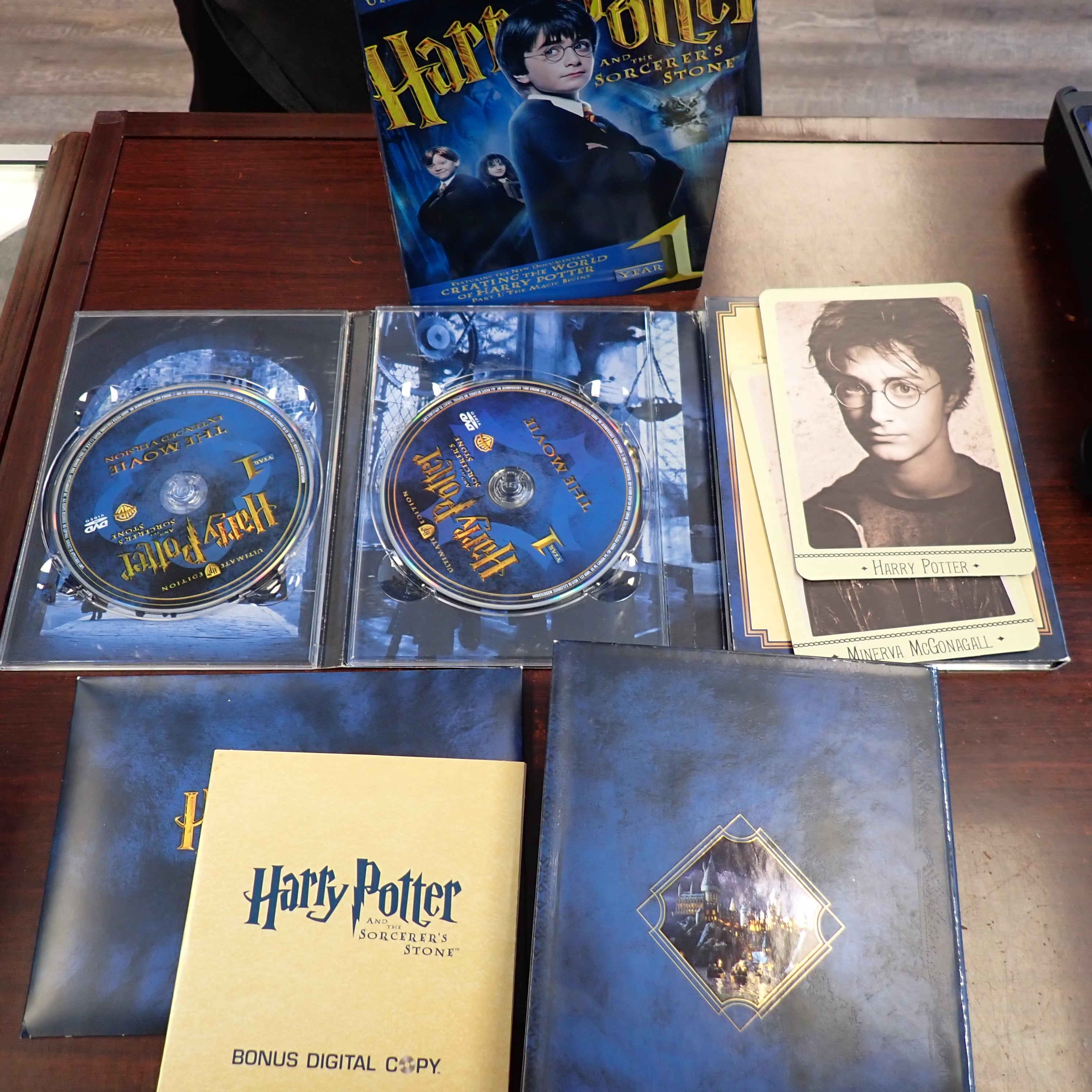 Harry Potter & the Sorcerer's Stone Ultimate HP Edition: Year 1