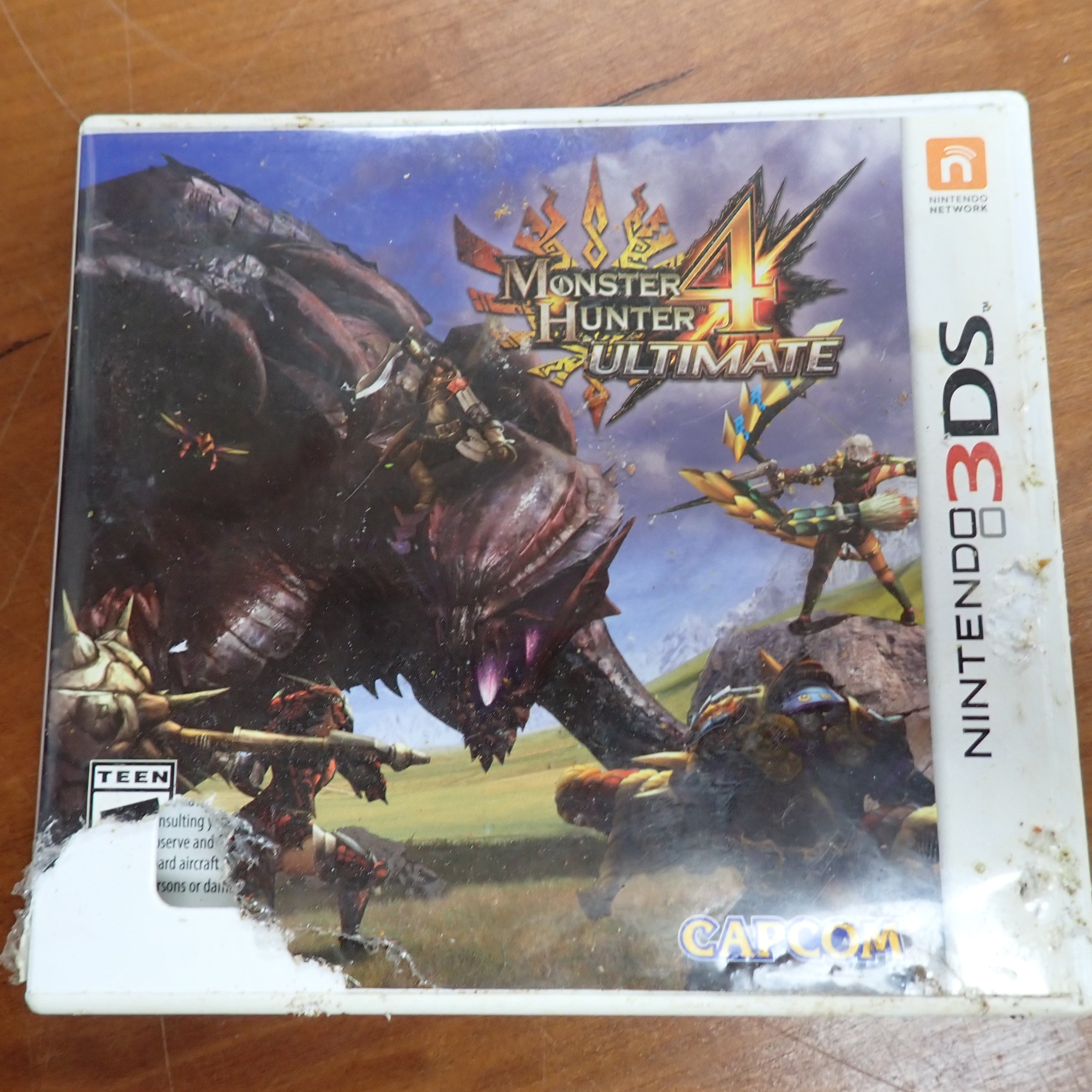 Monster Hunter 4 Ultimate - 3DS