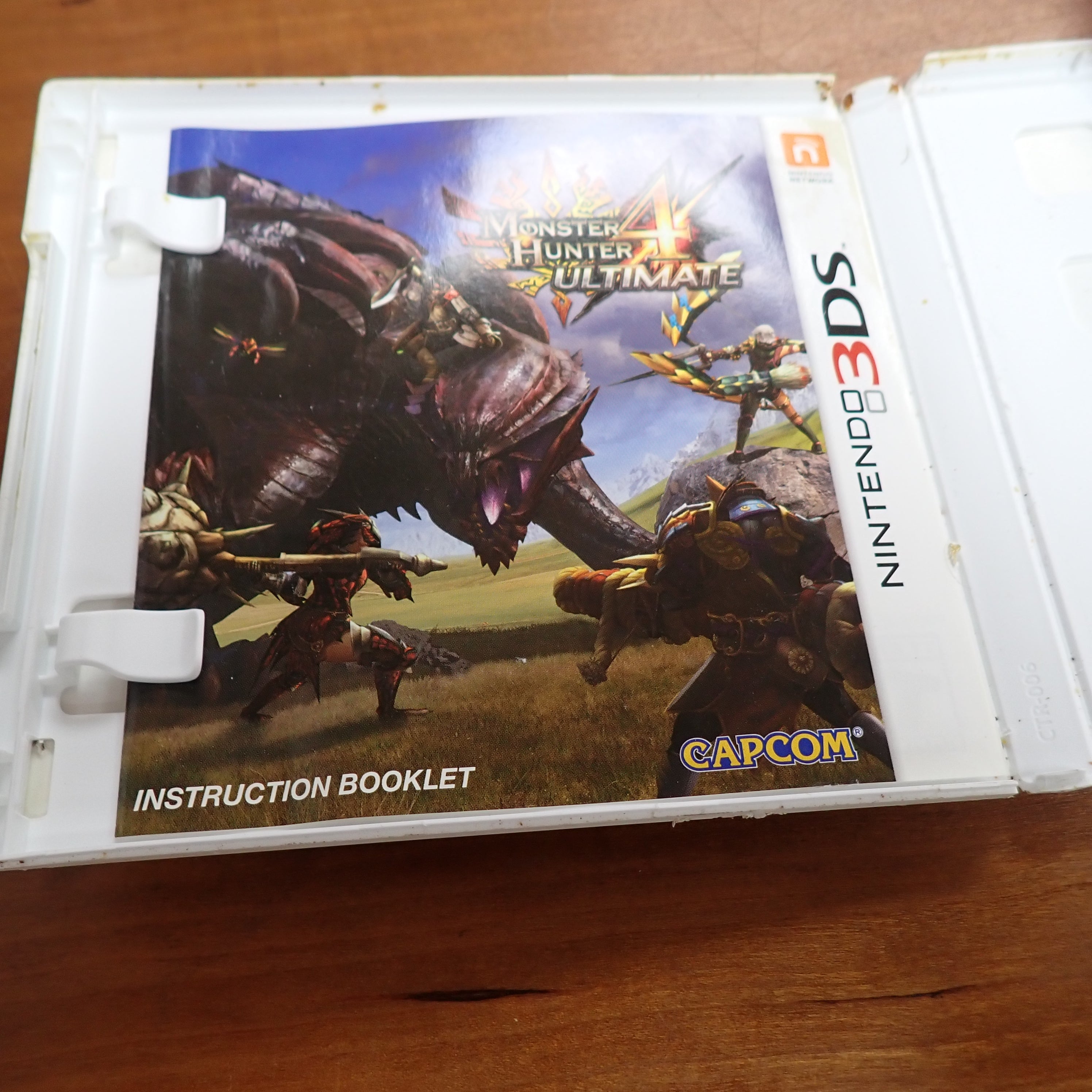 Monster Hunter 4 Ultimate - 3DS