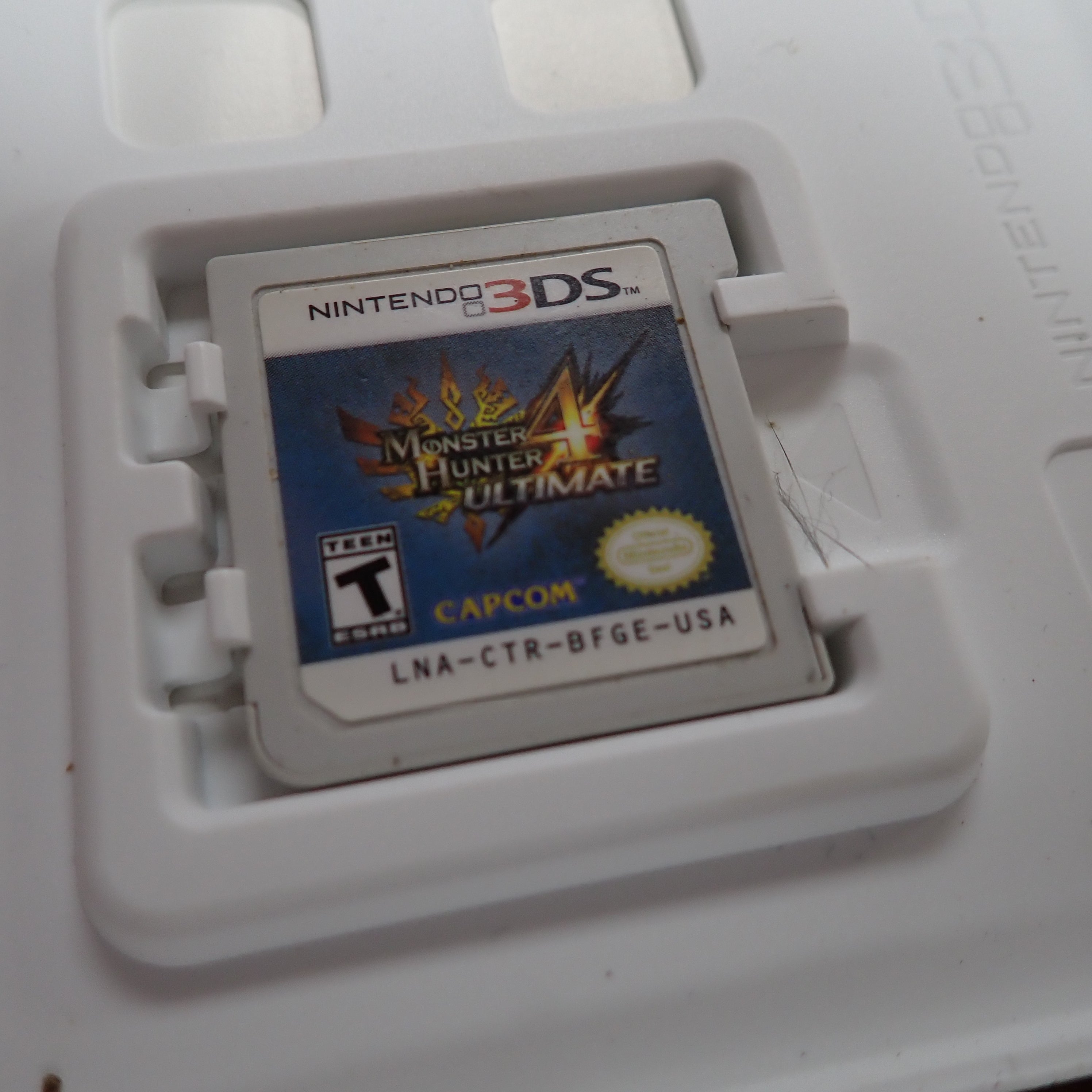 Monster Hunter 4 Ultimate - 3DS