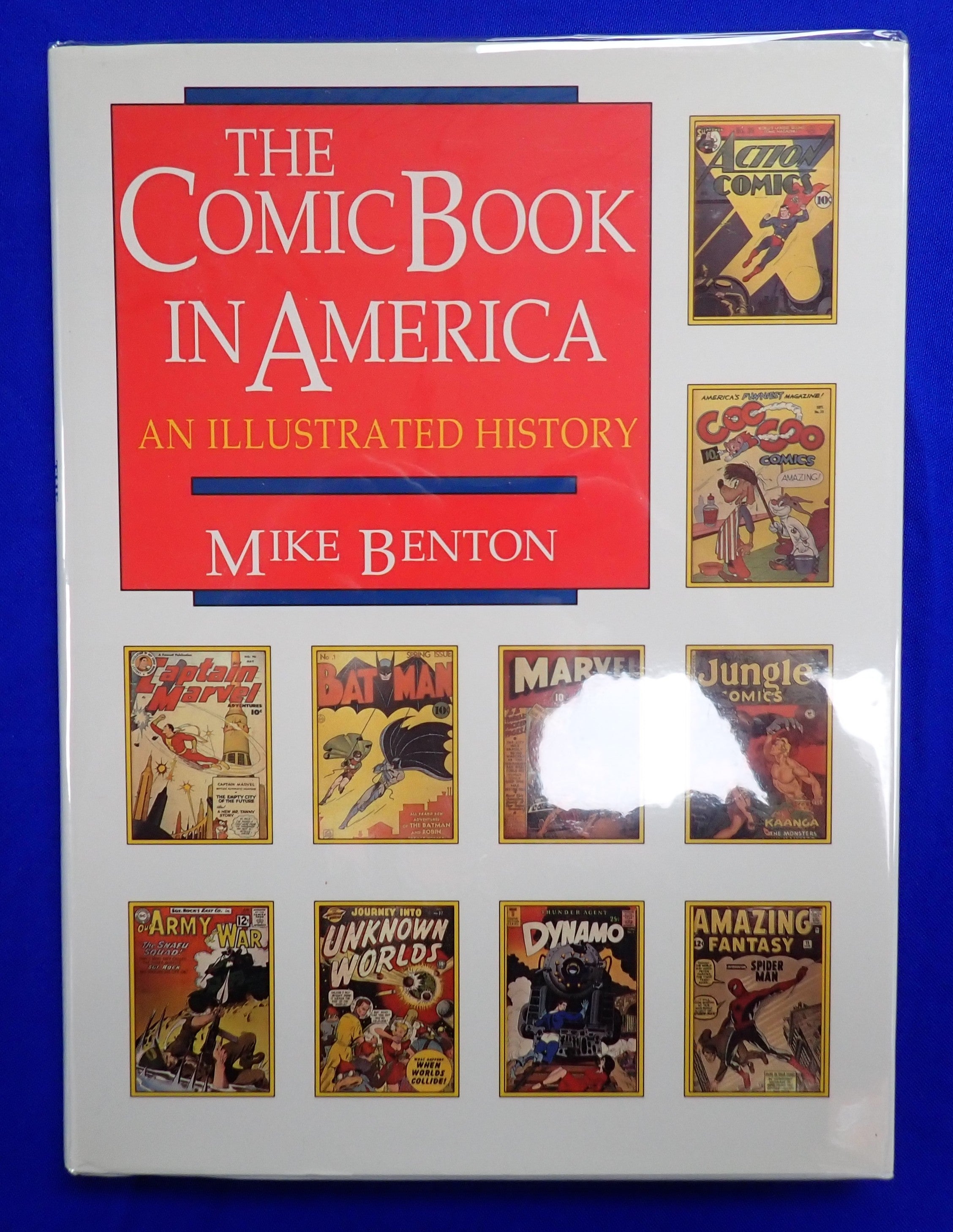 The Comic Book An Illustrated History - Hardcover (Pre-Owned)