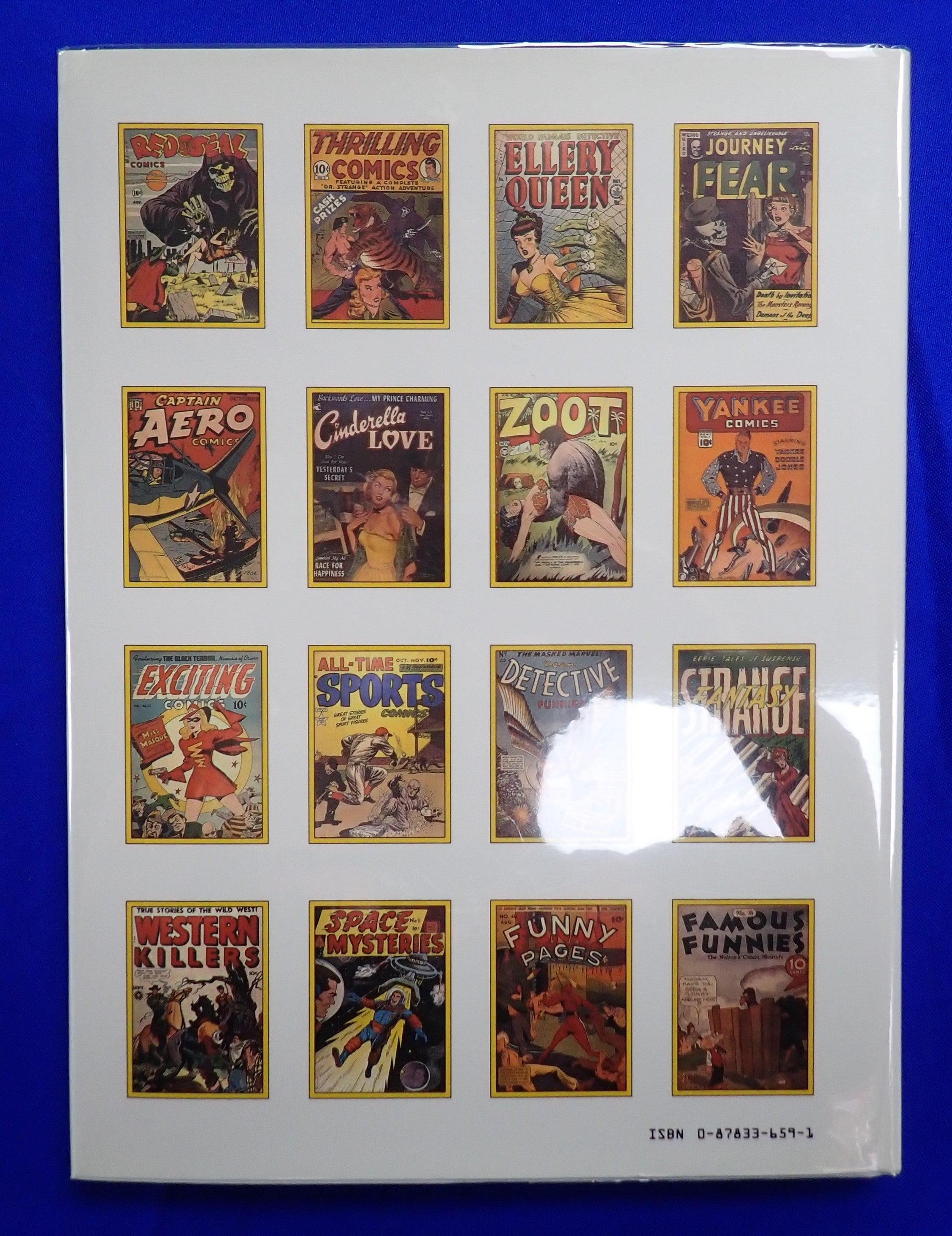 The Comic Book An Illustrated History - Hardcover (Pre-Owned)