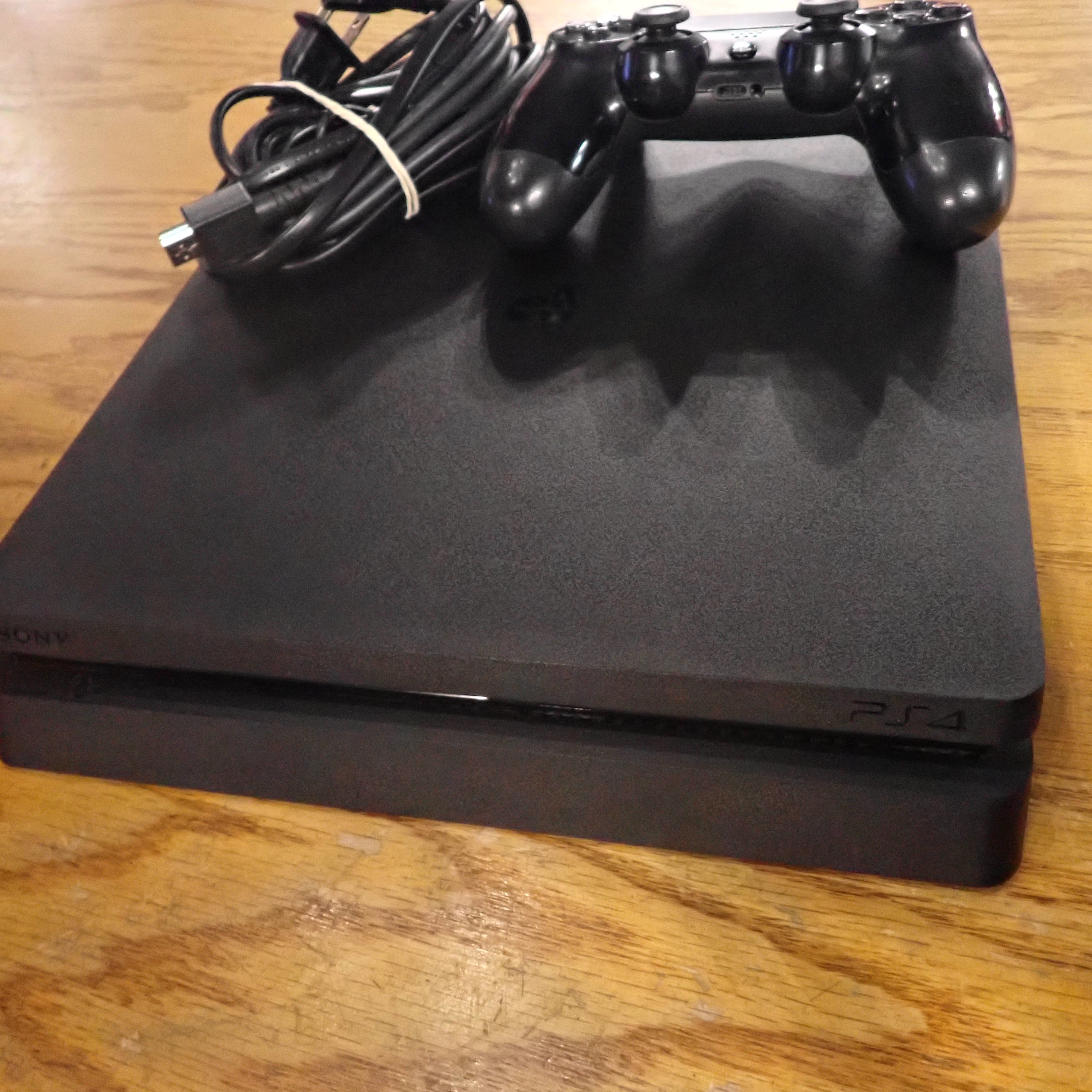 PS4 Slim Console - Black