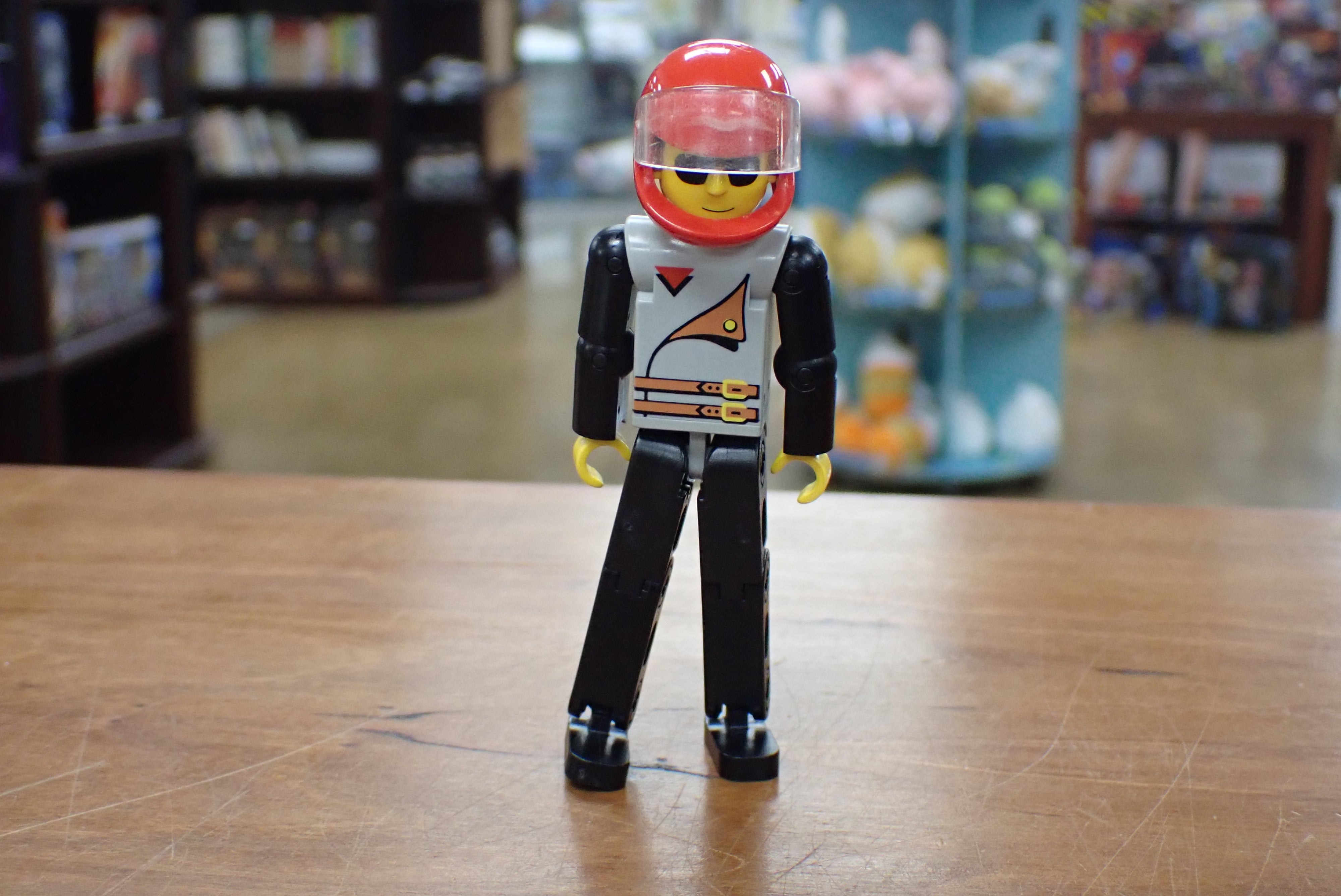 LEGO Technic: Light Gray Top & Black Pants