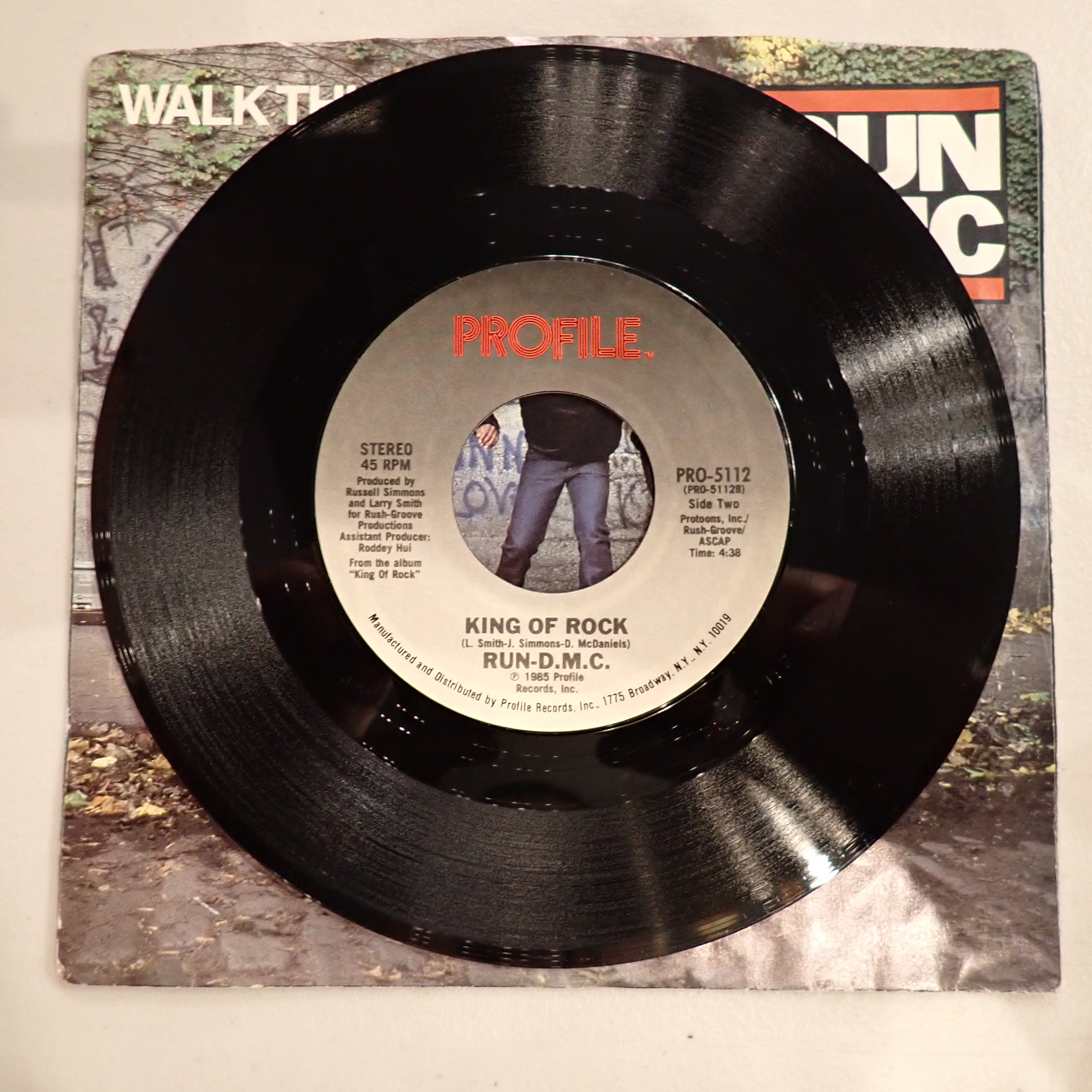 RUN DMC - Walk This Way