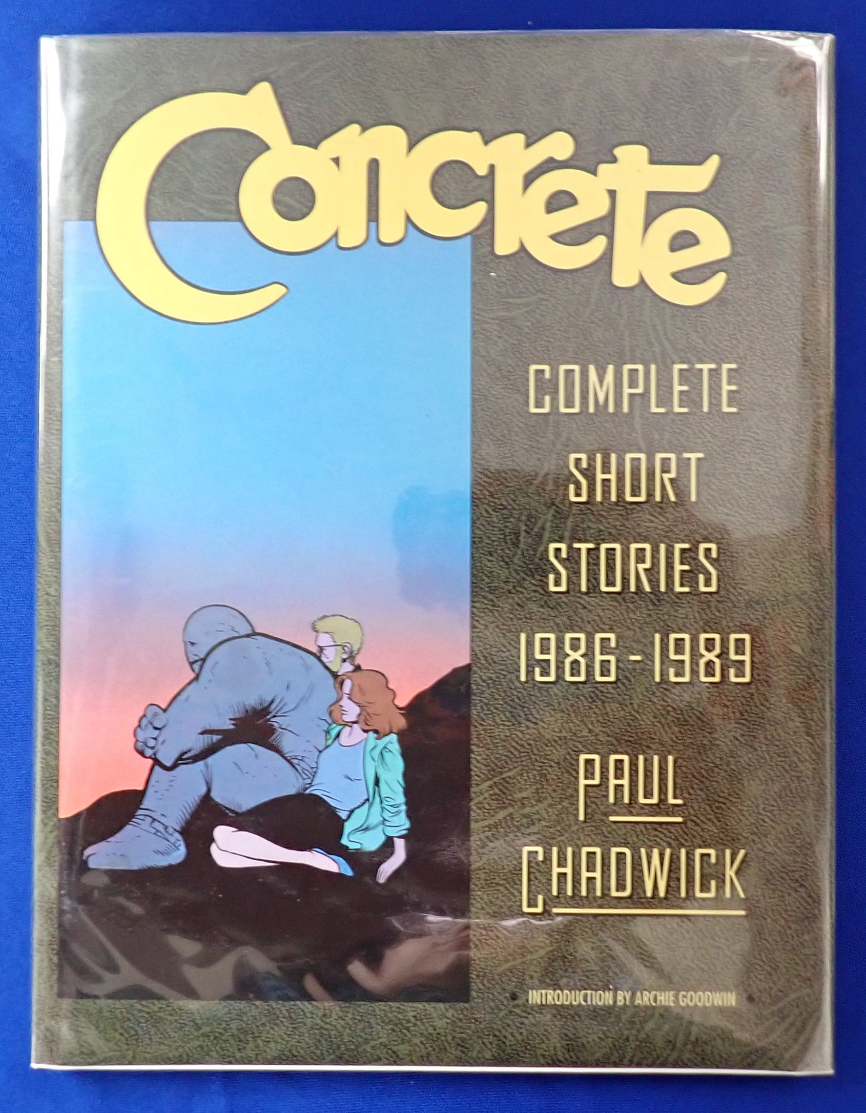 Concrete: Complete Short Stories Hardcover (1986-1989) (Pre-Owned)