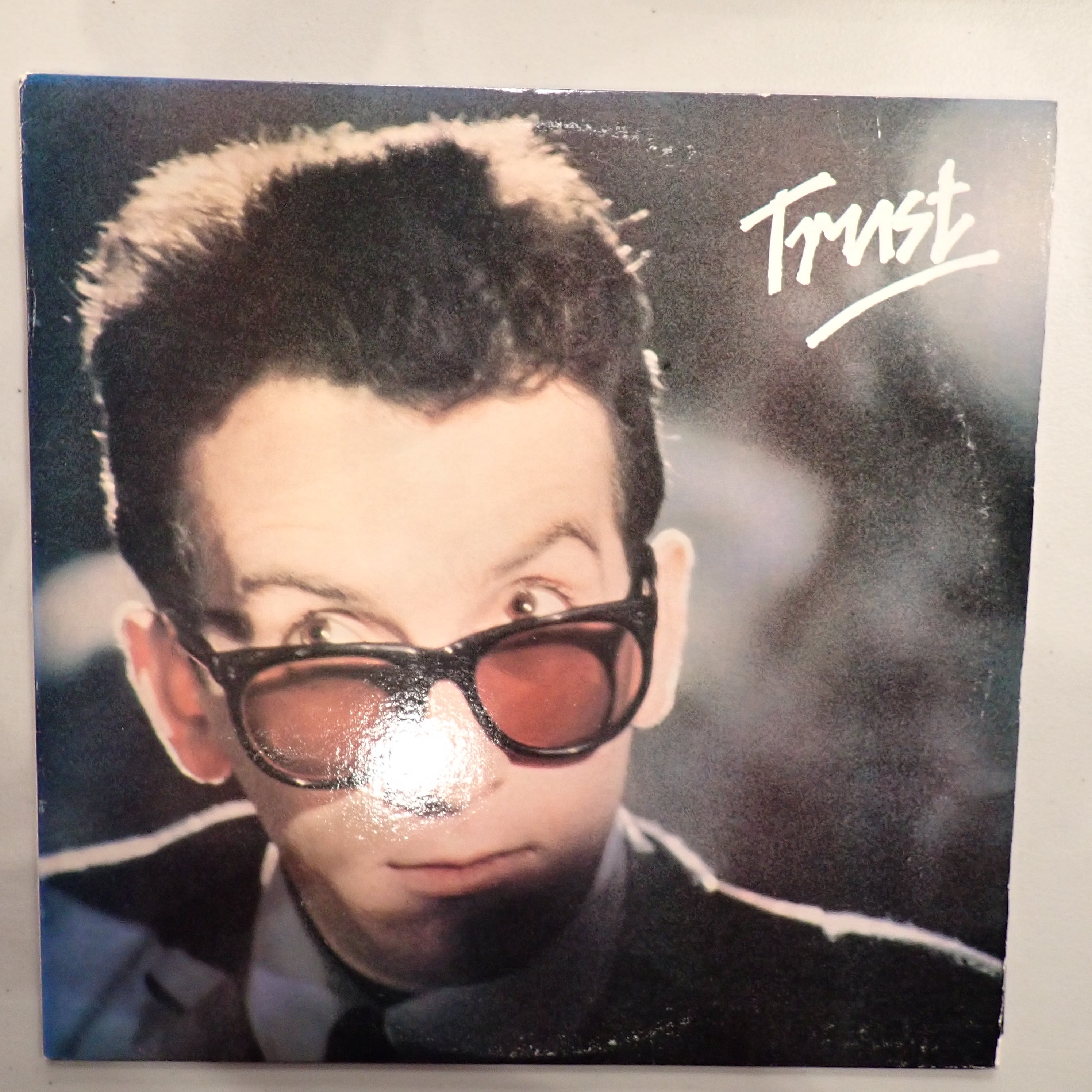 Elvis Costello & The Attractions - Trust