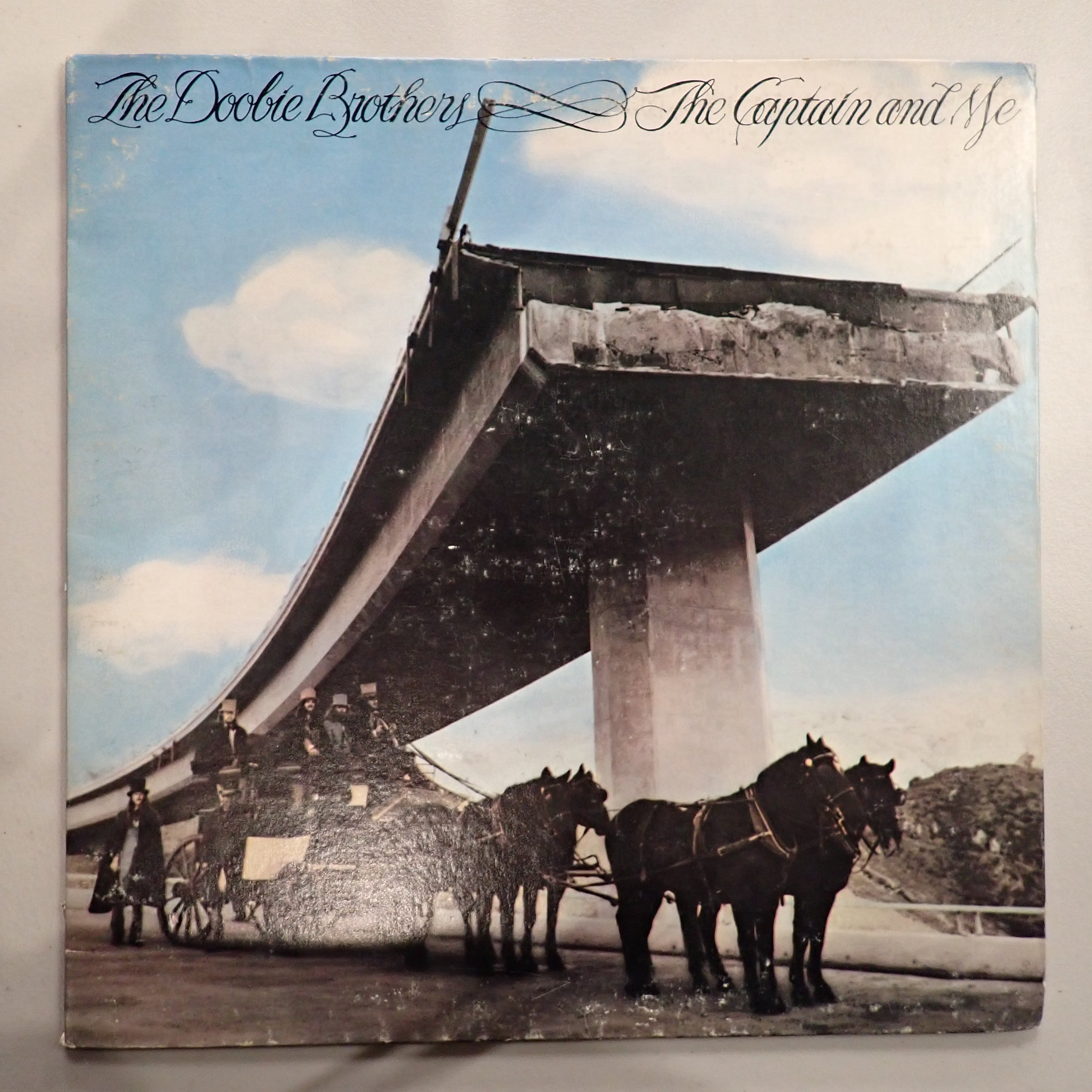 The Doobie Brothers – The Captain And Me