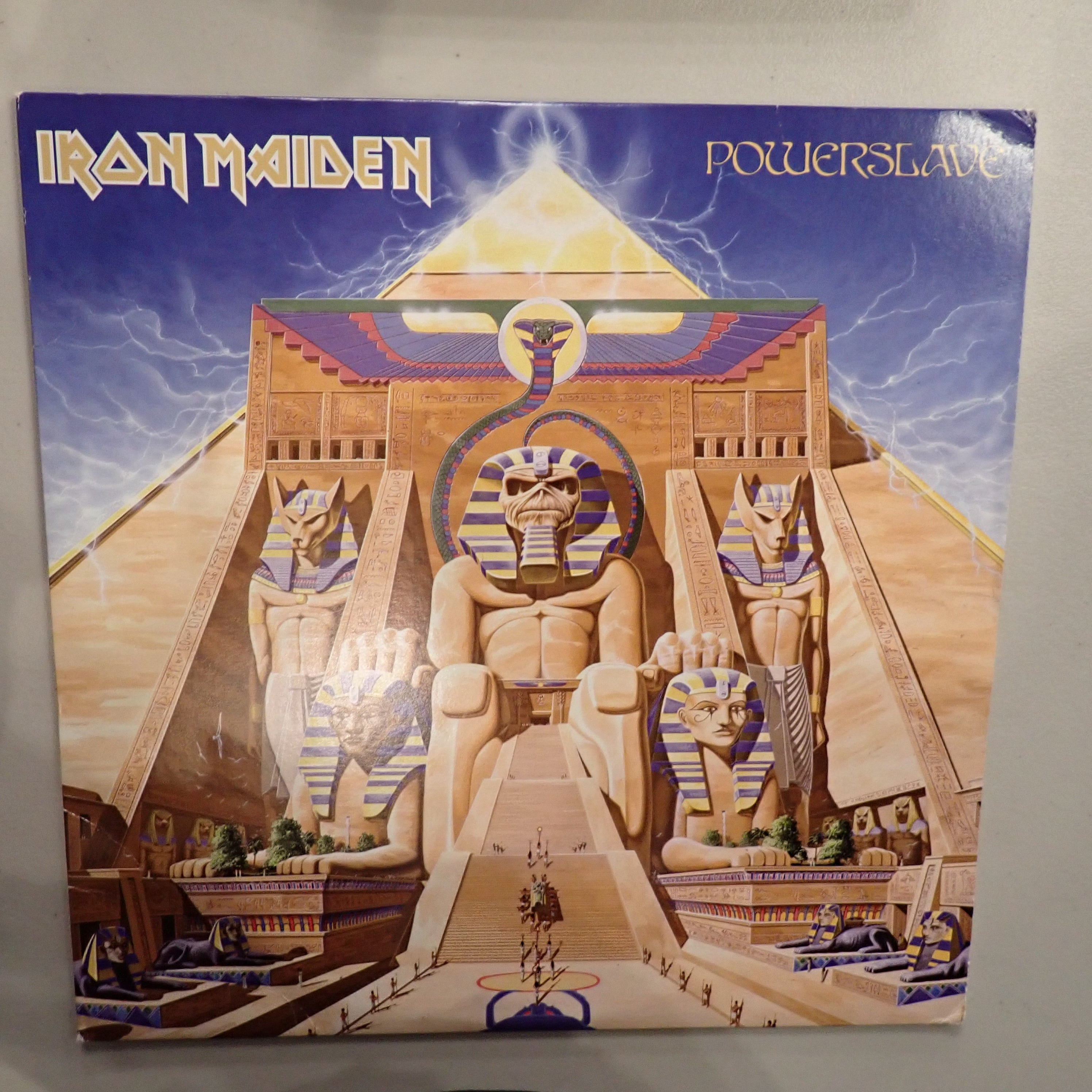 Iron Maiden - Powerslave