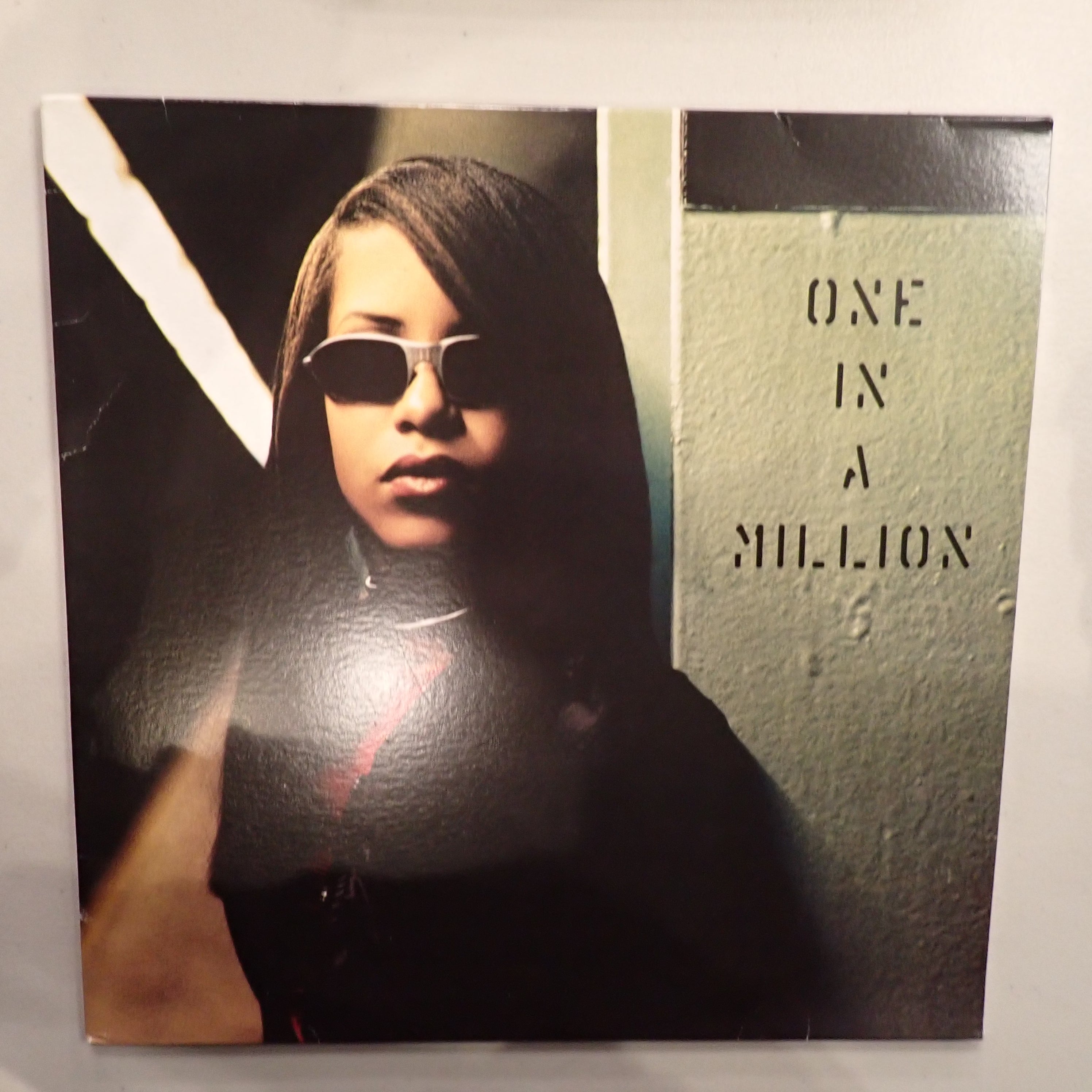 Aaliyah - One In A Million