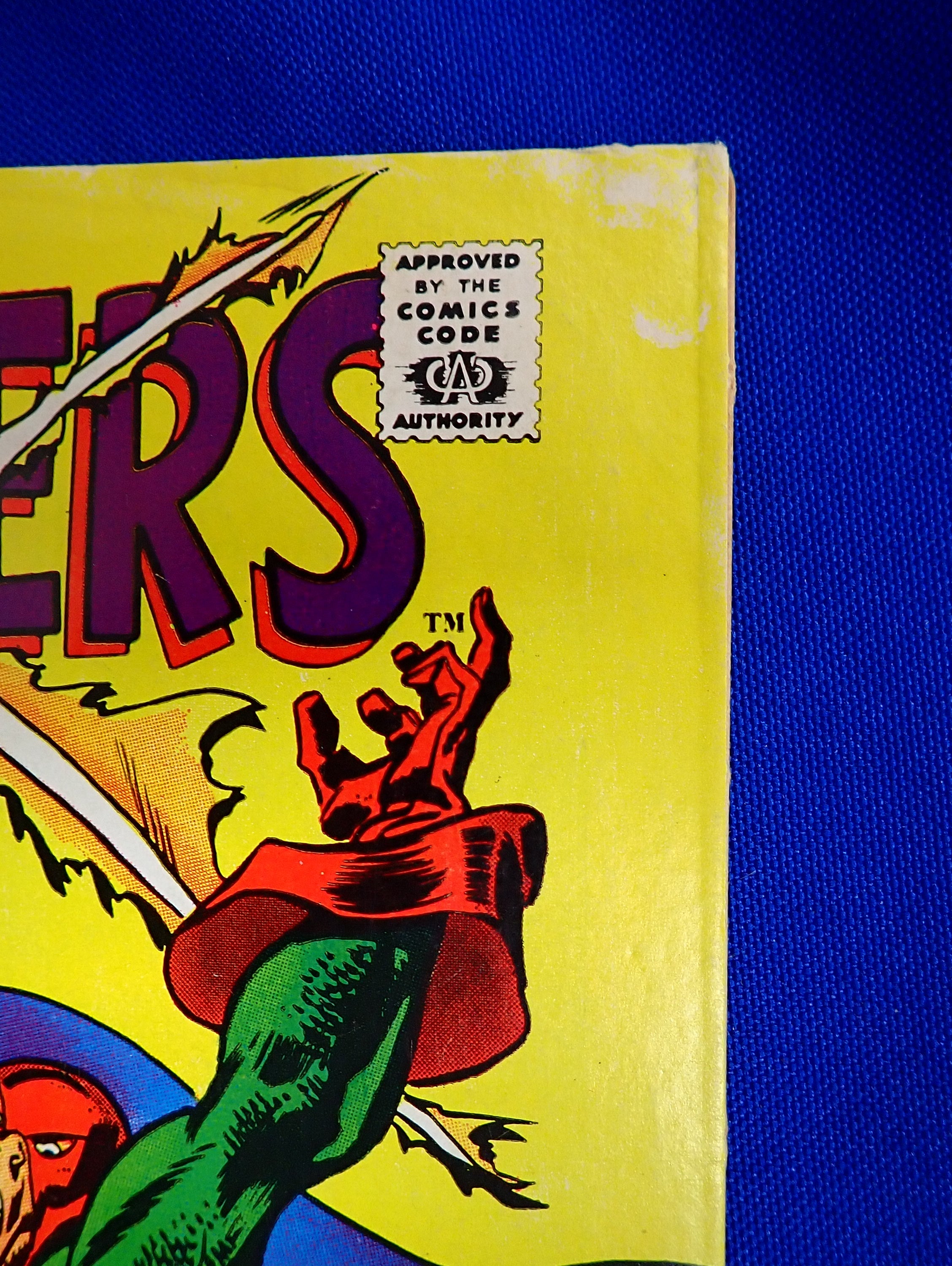 Avengers #52 (1968) - VG/FN (5.0-5.5) - Black Panther Joins the Avengers