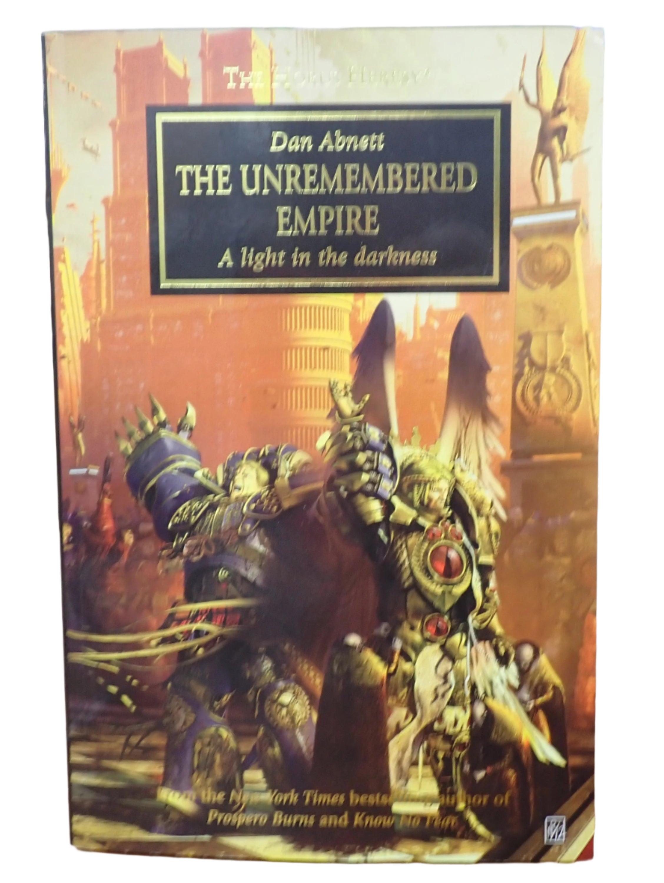Warhammer - The Unremembered Empire: A Light in the Darkness (TPB)