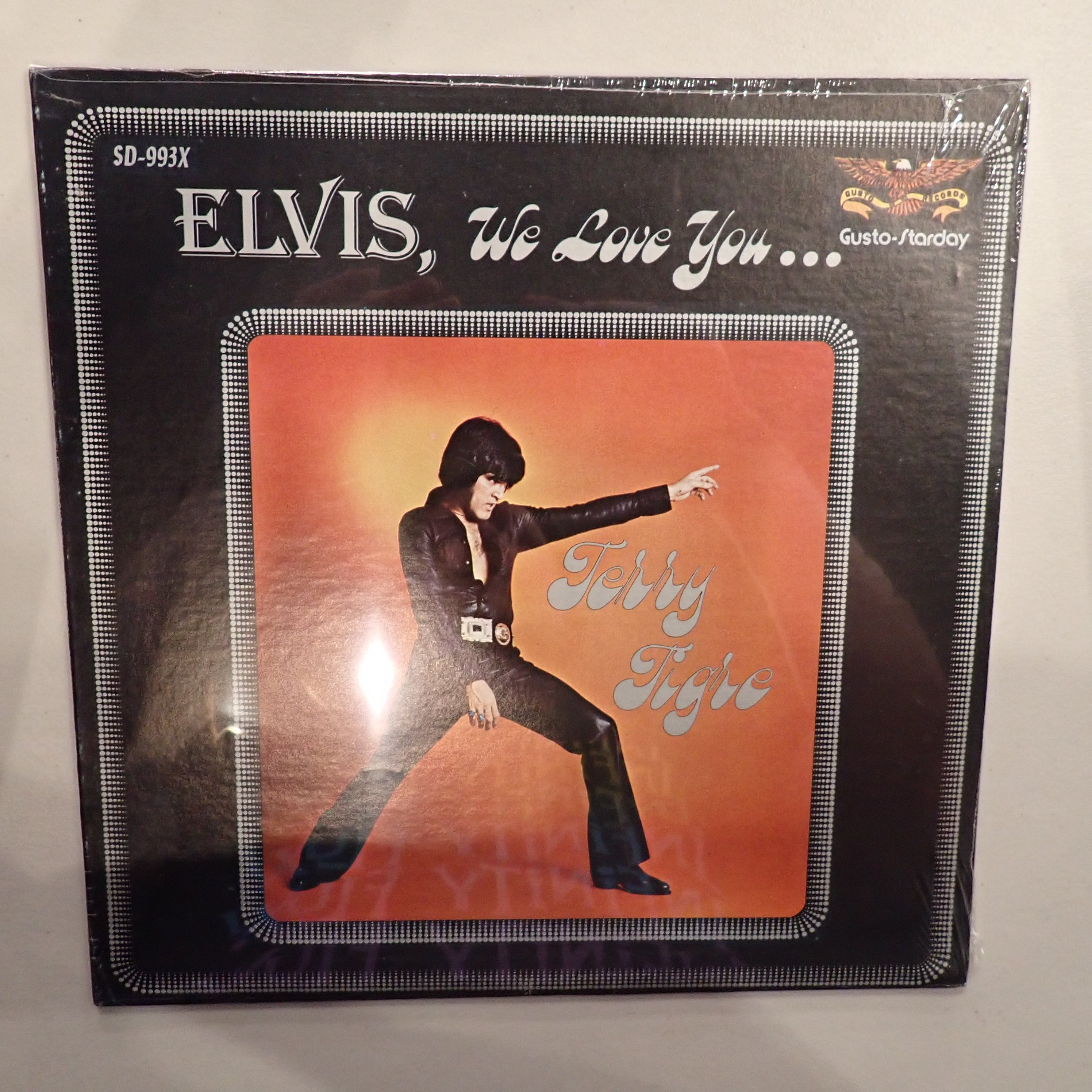 Terry Tigre – Elvis, We Love You