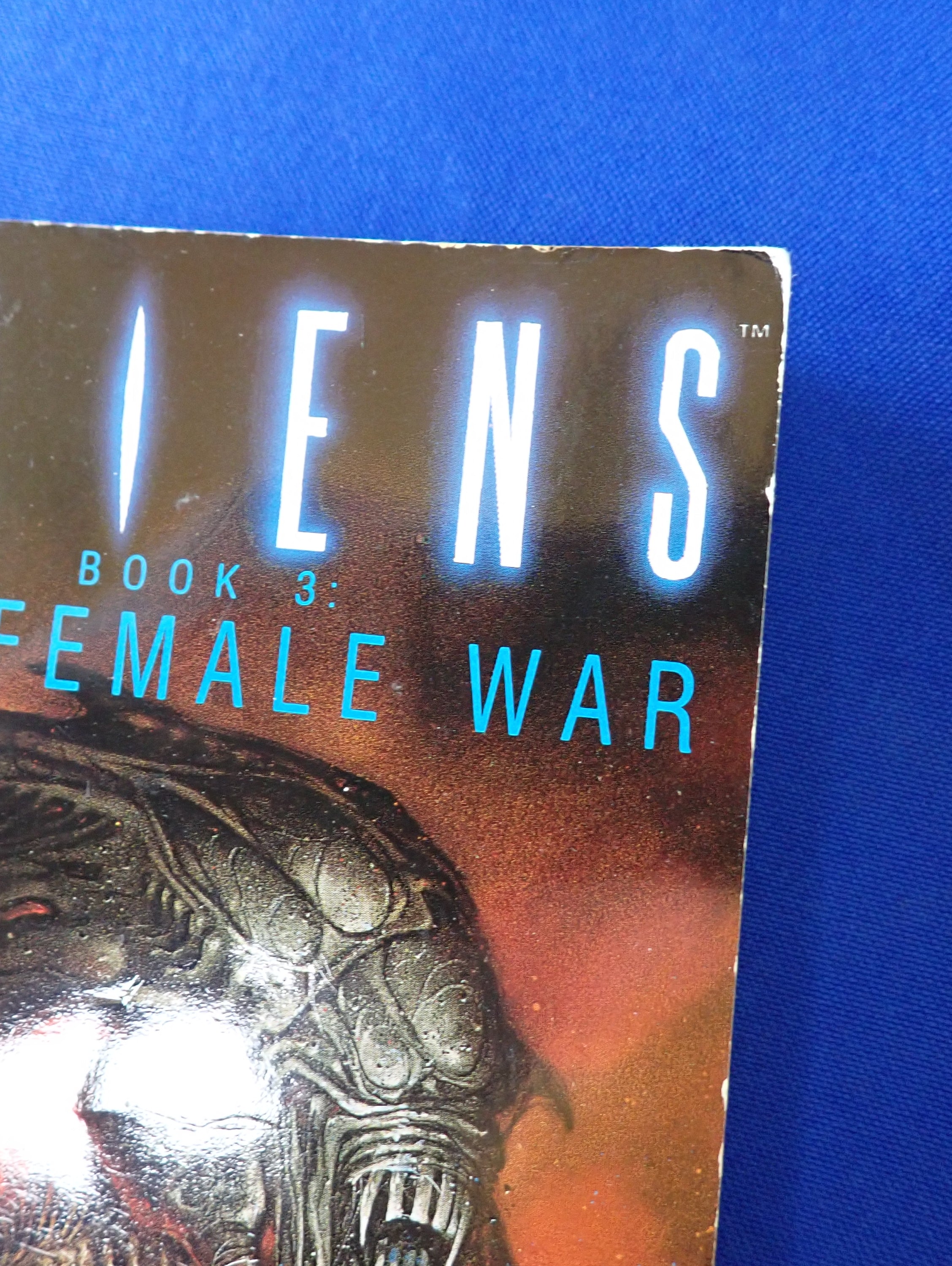 Aliens Pocket Novels: Bantam Books Trilogy (1992) Set of 3 [Pre-Owned]