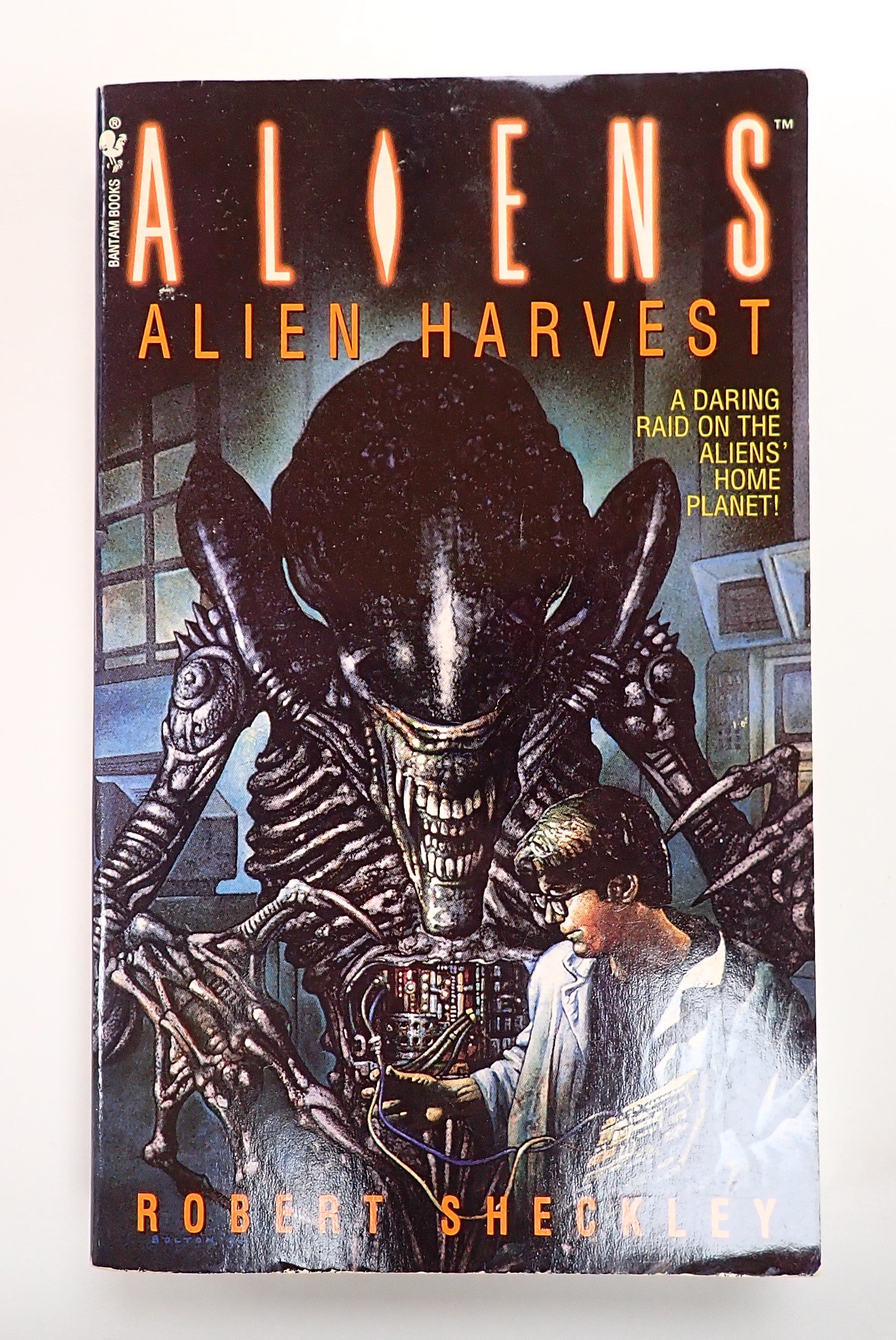 Aliens: Alien Harvest (1995) - Pocket Novel [Pre-Owned]
