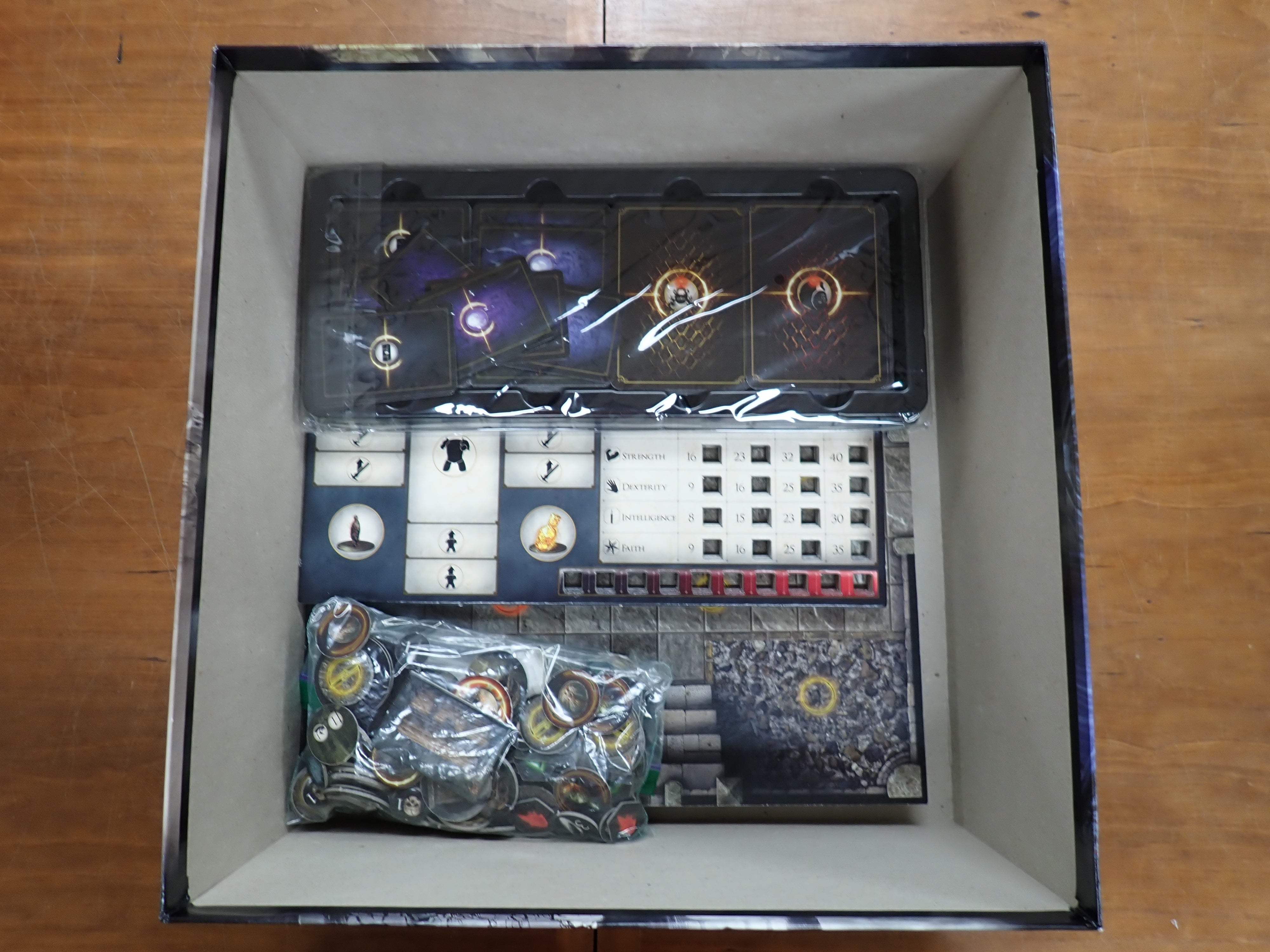 Dark Souls - The Board Game Bundle [Used]