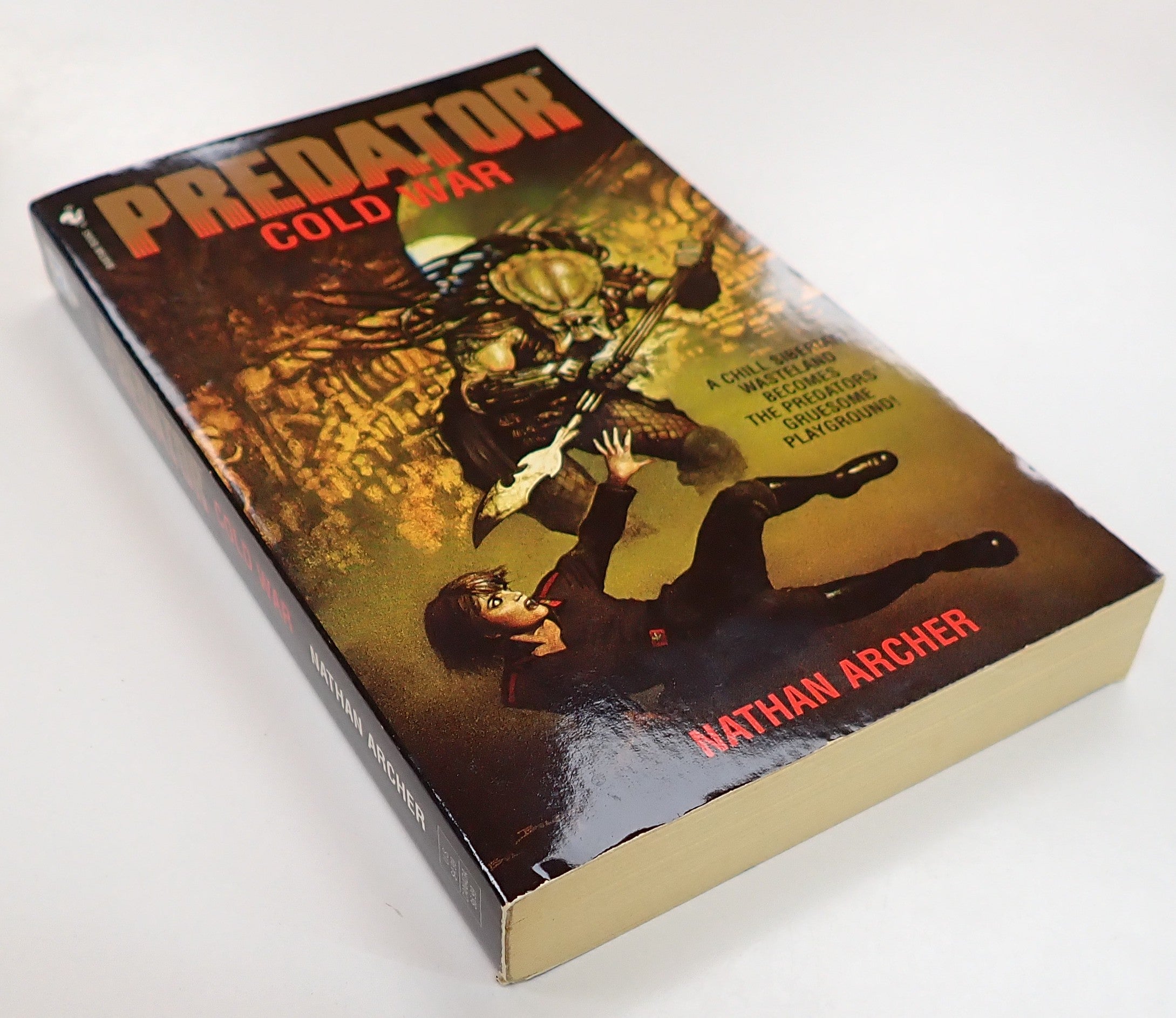 Predator: Big Game (1999) - Pocket Novel [Pre-Owned]