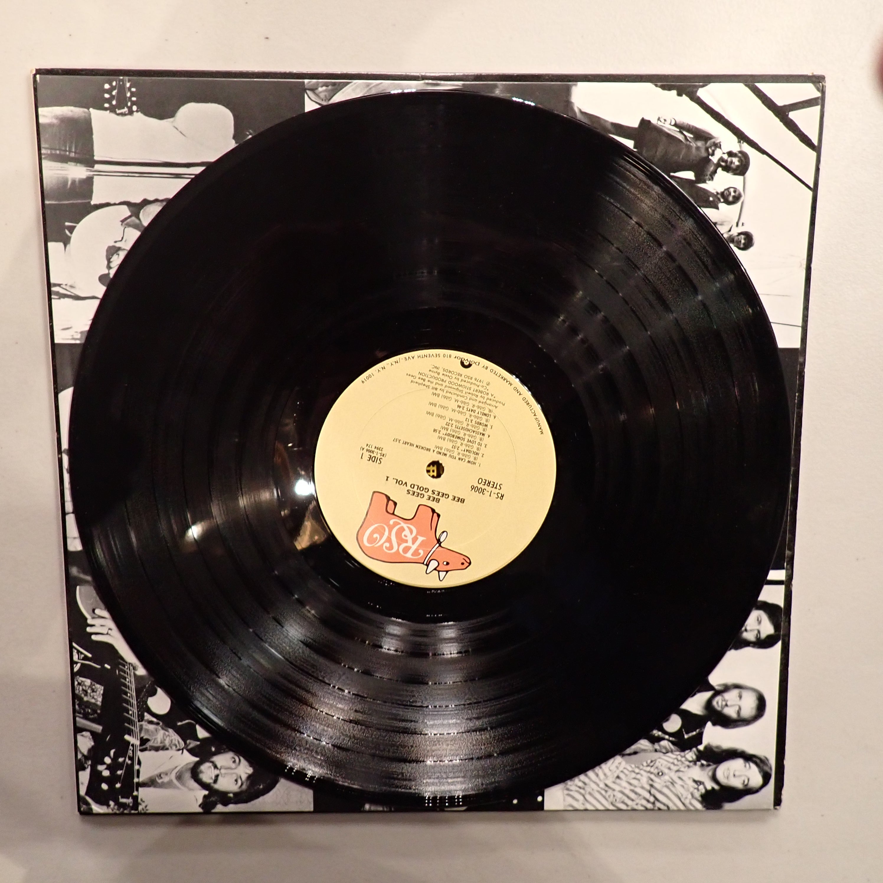 Bee Gees – Gold Volume One