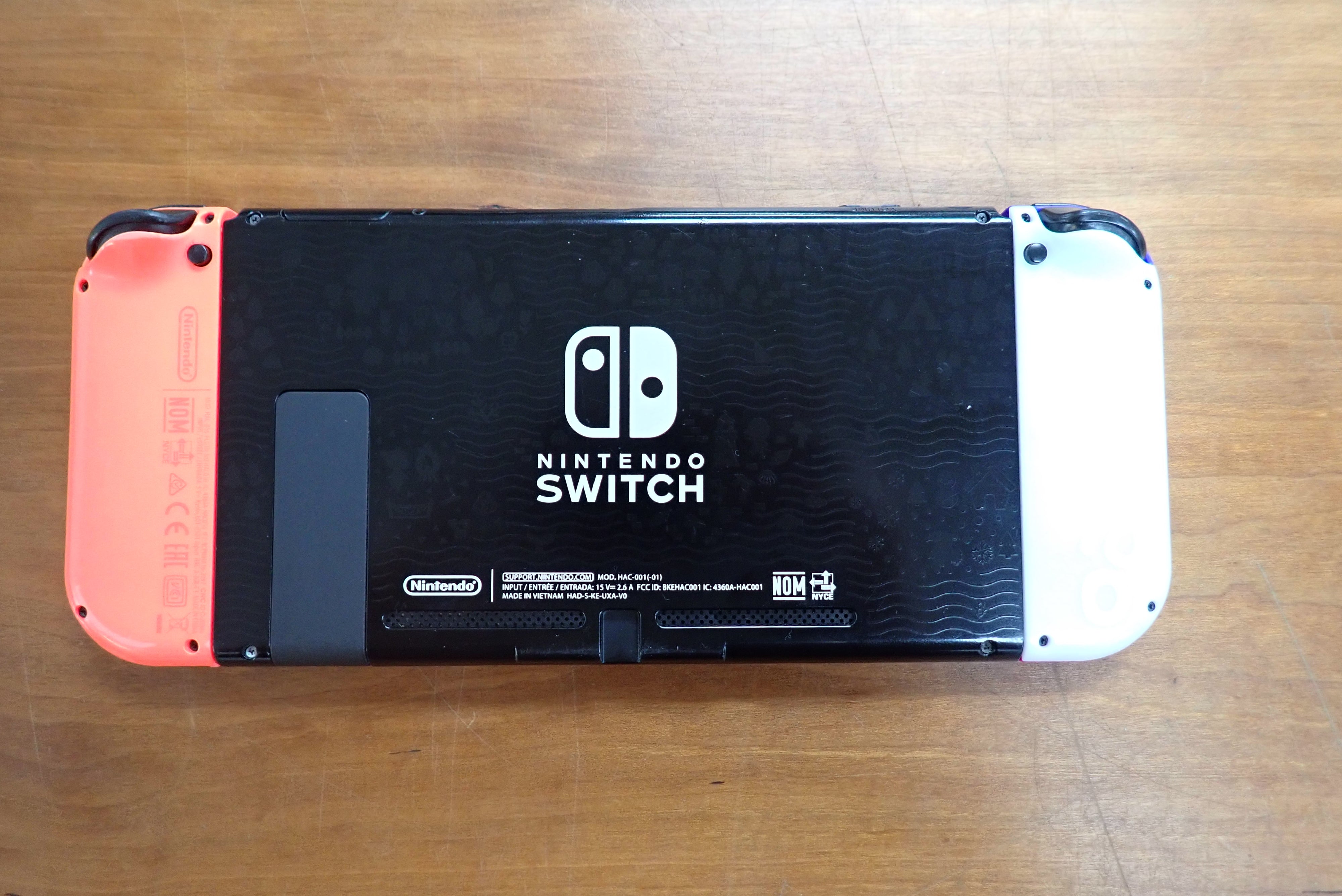 Nintendo Switch - Red & Purple