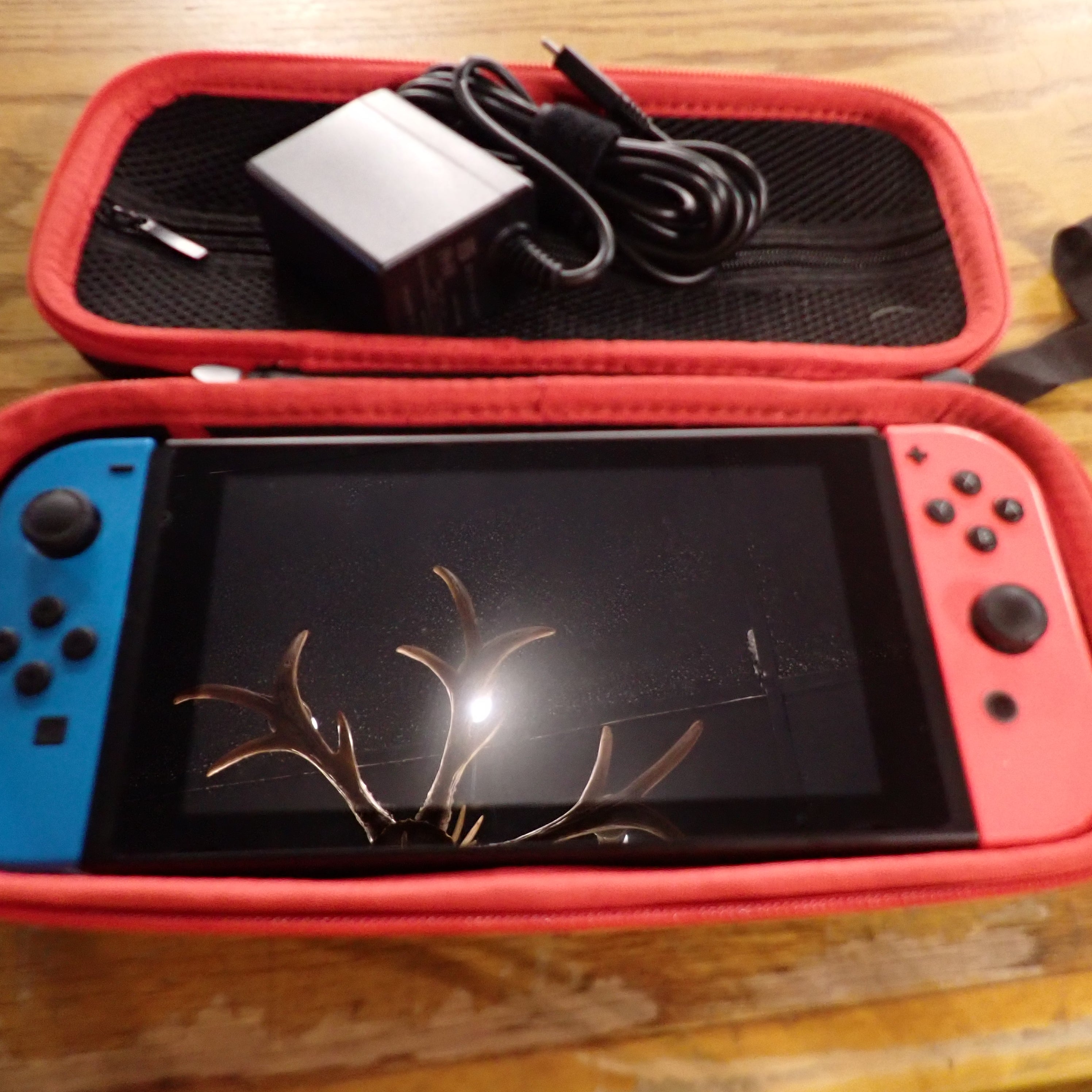 Nintendo Switch V2 - Blue & Red