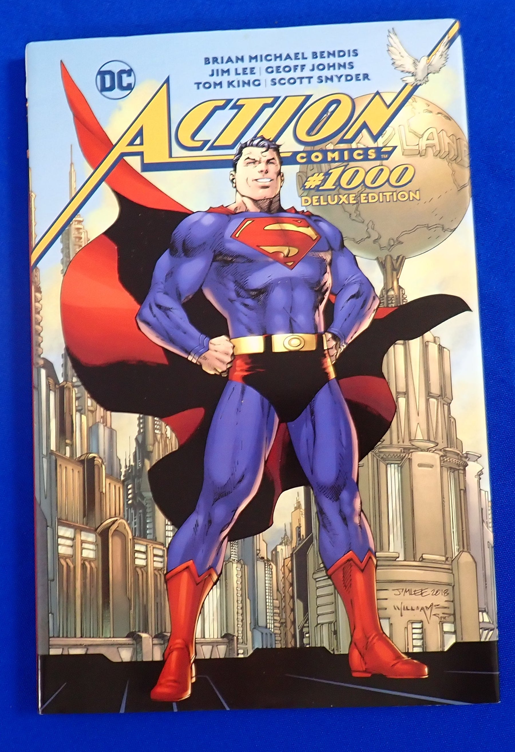 Action Comics #1000 Deluxe Edition Hardcover (Pre-Owned)