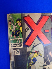 X-Men #23 (1966) - FR/GD (1.0-1.5) - Silver Age Issue