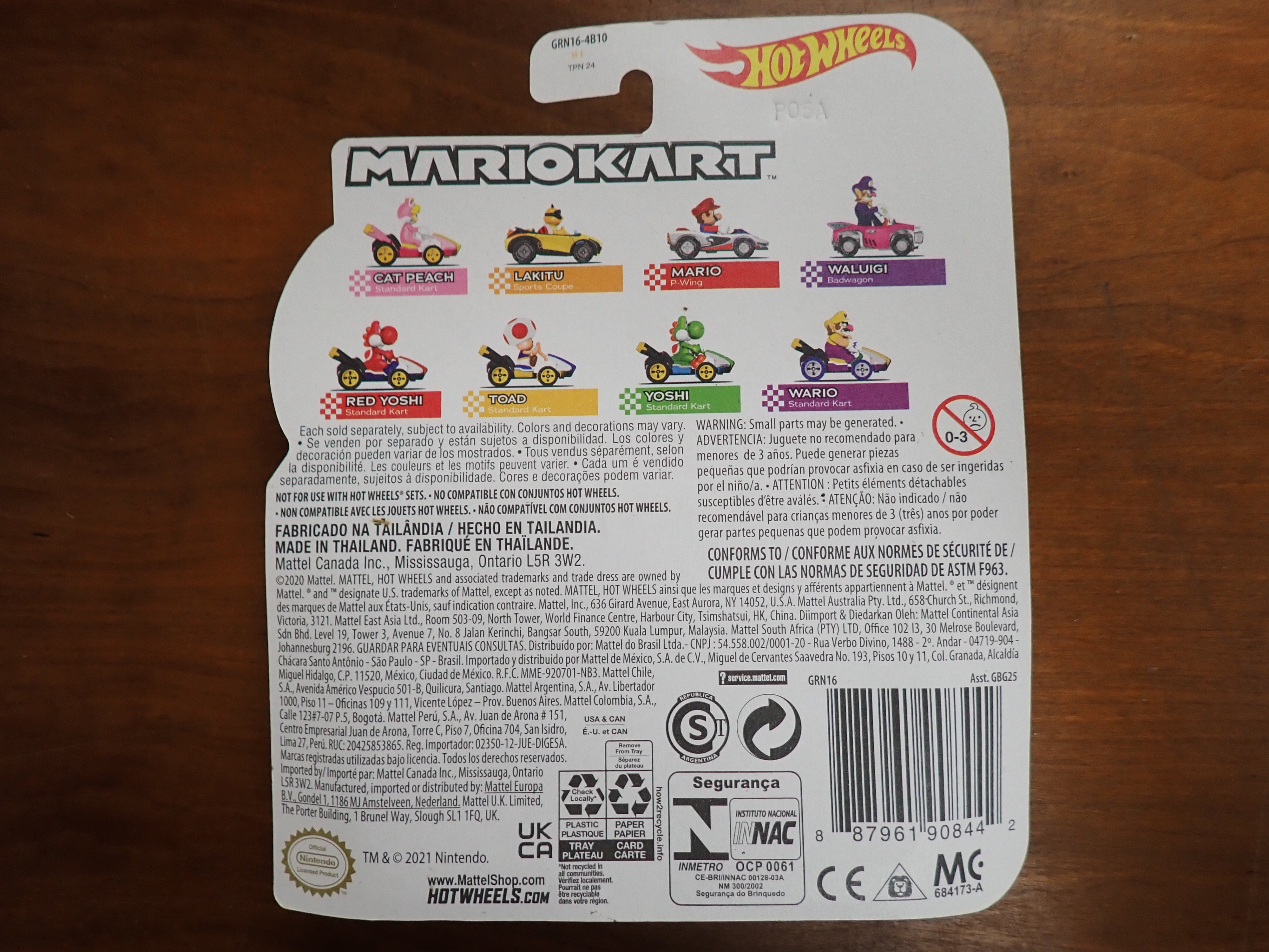 Hot Wheels: Mario Kart - Lakitu (Sports Coupe)