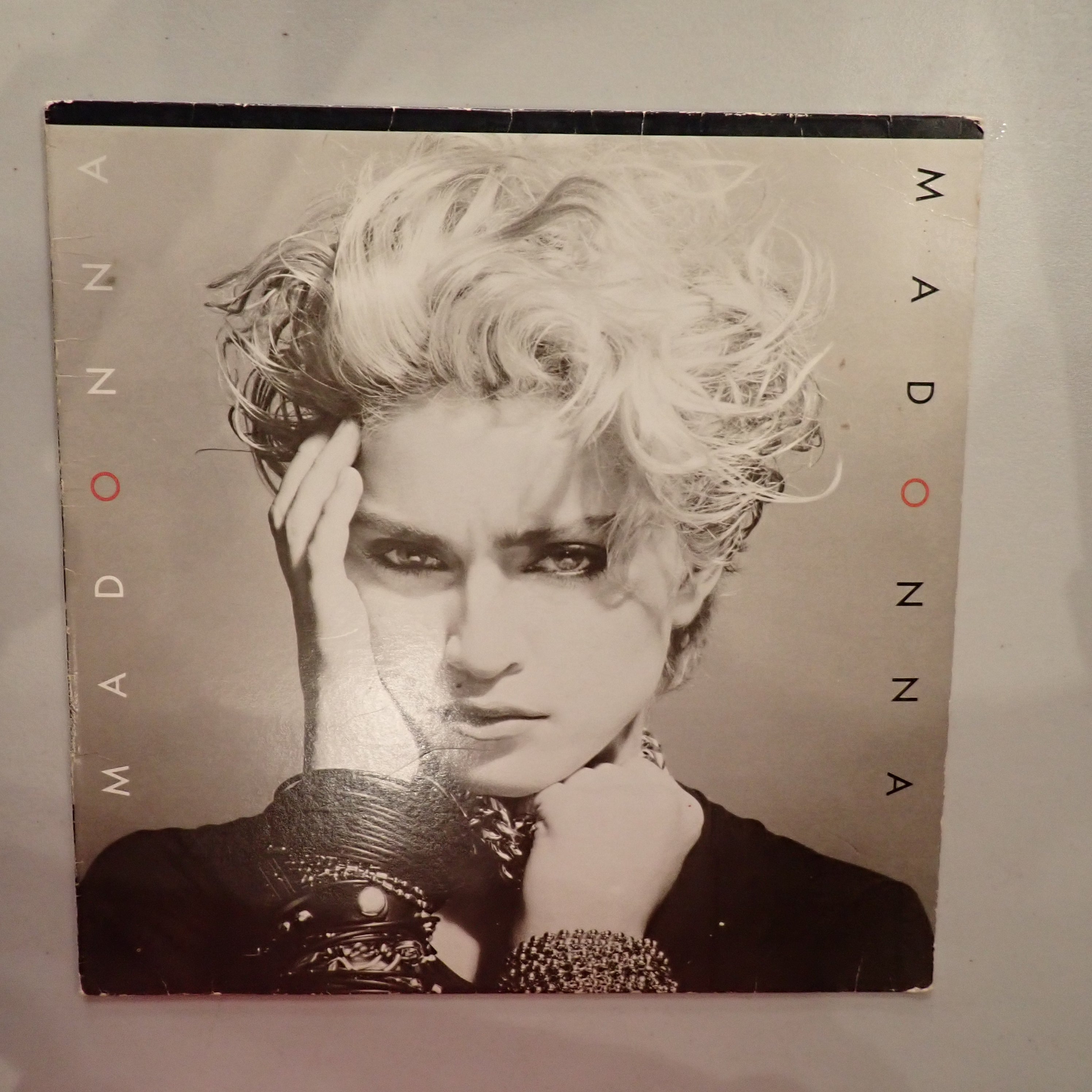 Madonna – Madonna