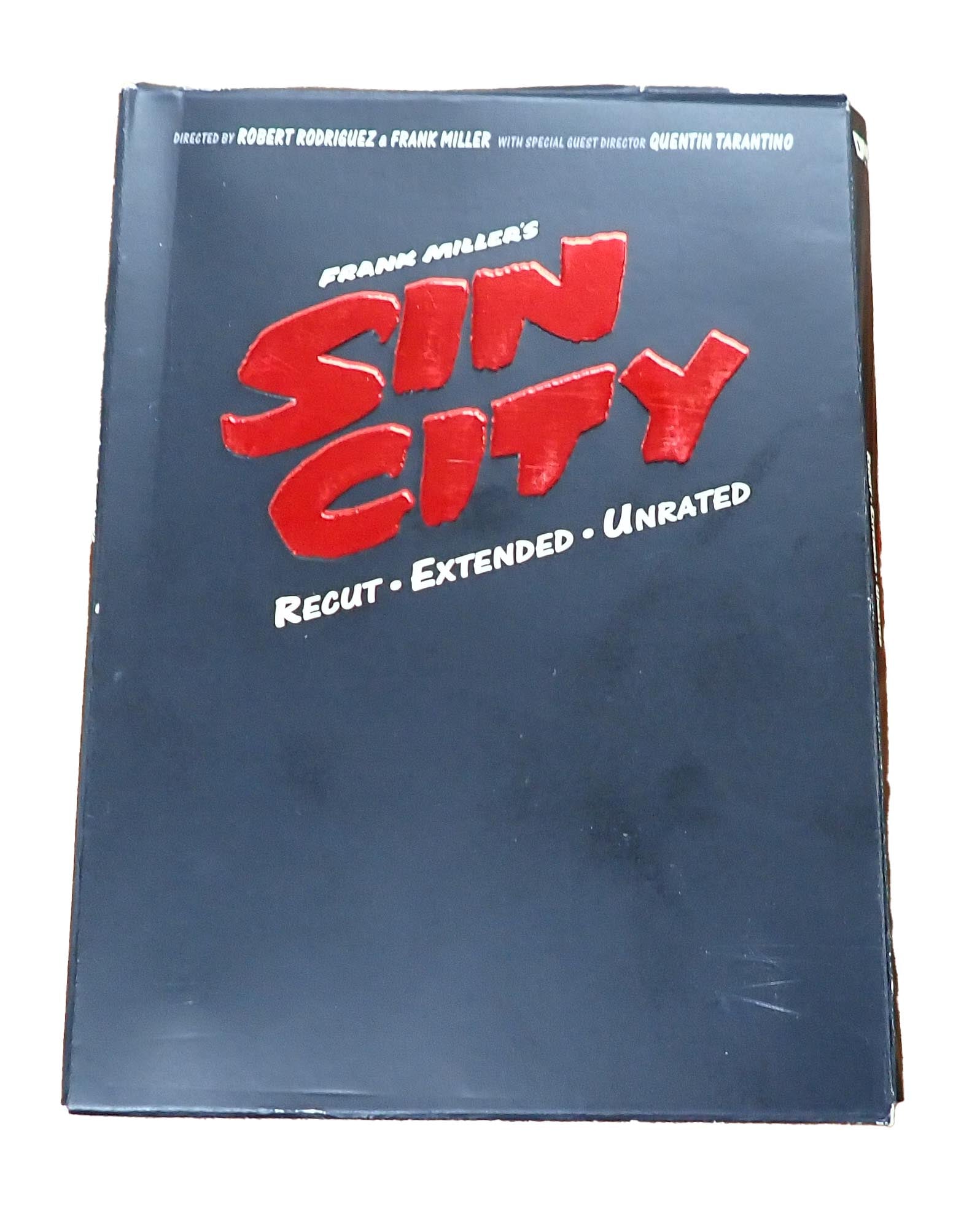 Sin City [Recut, Extended, Unrated Edition] - DVD + Graphic Novel