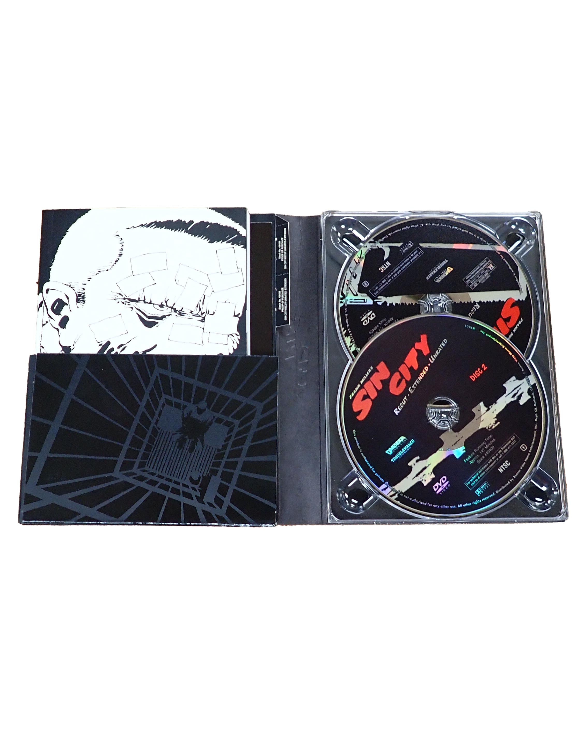 Sin City [Recut, Extended, Unrated Edition] - DVD + Graphic Novel