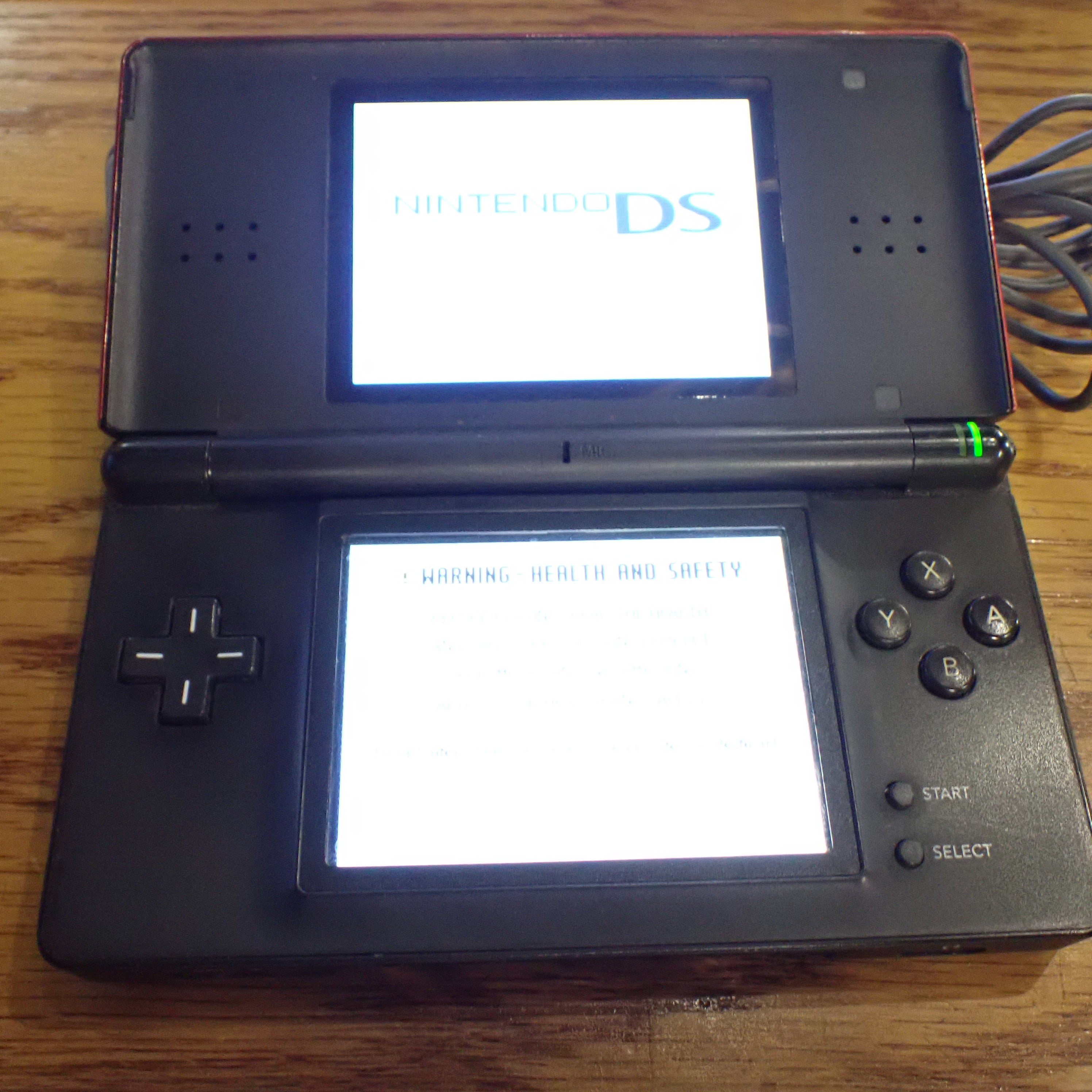 Nintendo DS Lite - Red / Black