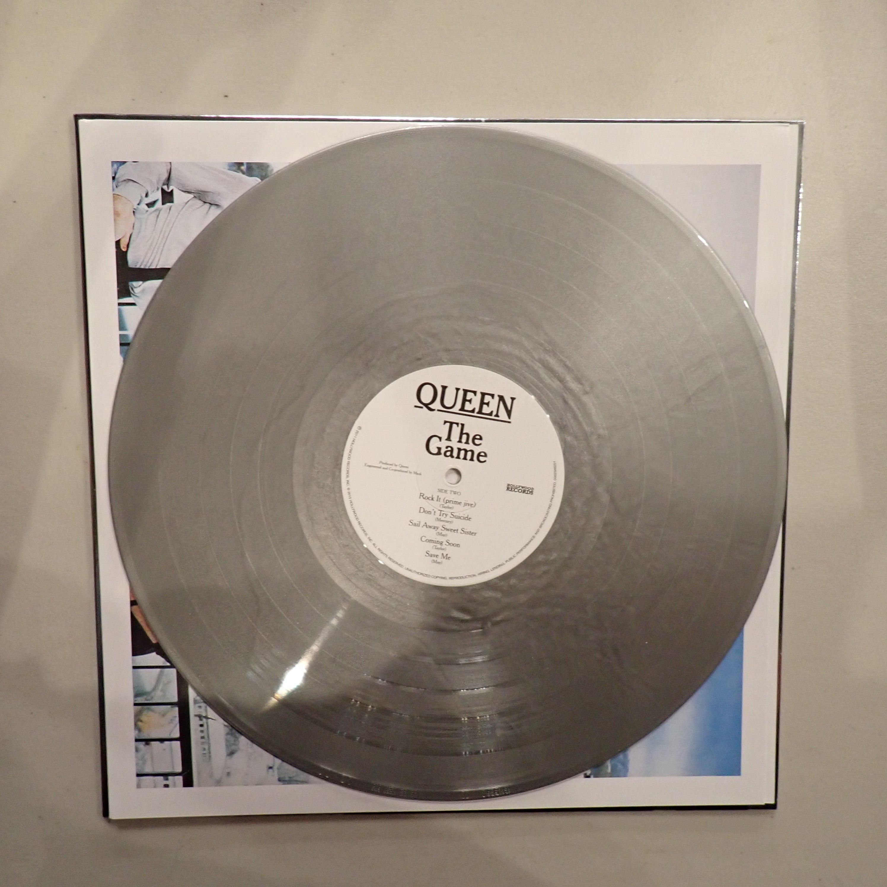 Queen – The Game