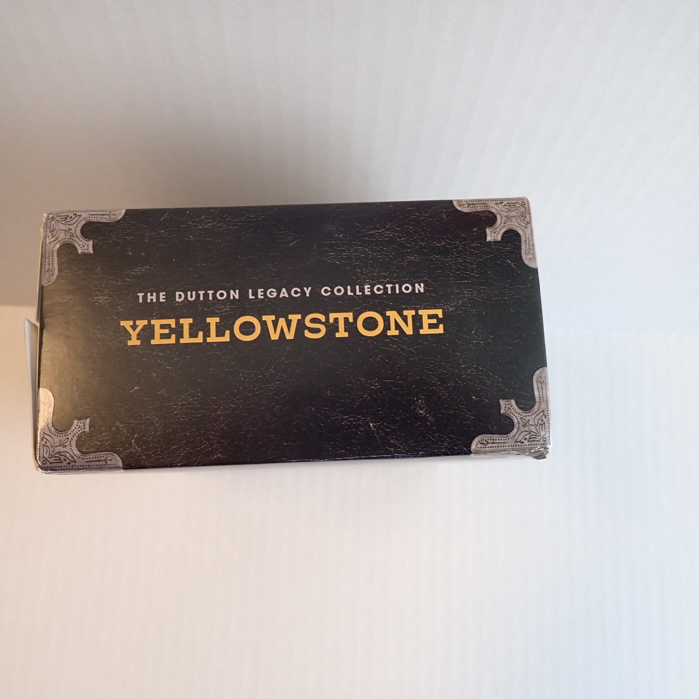 Yellowstone the Dutton Legacy Collection - Blu-Ray [Pre-Owned]