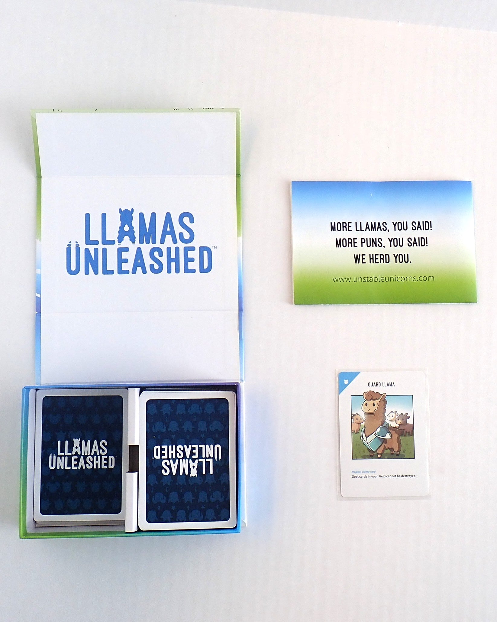 Llamas Unleashed [Pre-Owned Board Game]