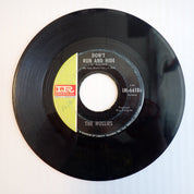 The Hollies - Bus Stop/Don't Run And Hide - Vinyl [PRE-OWNED]