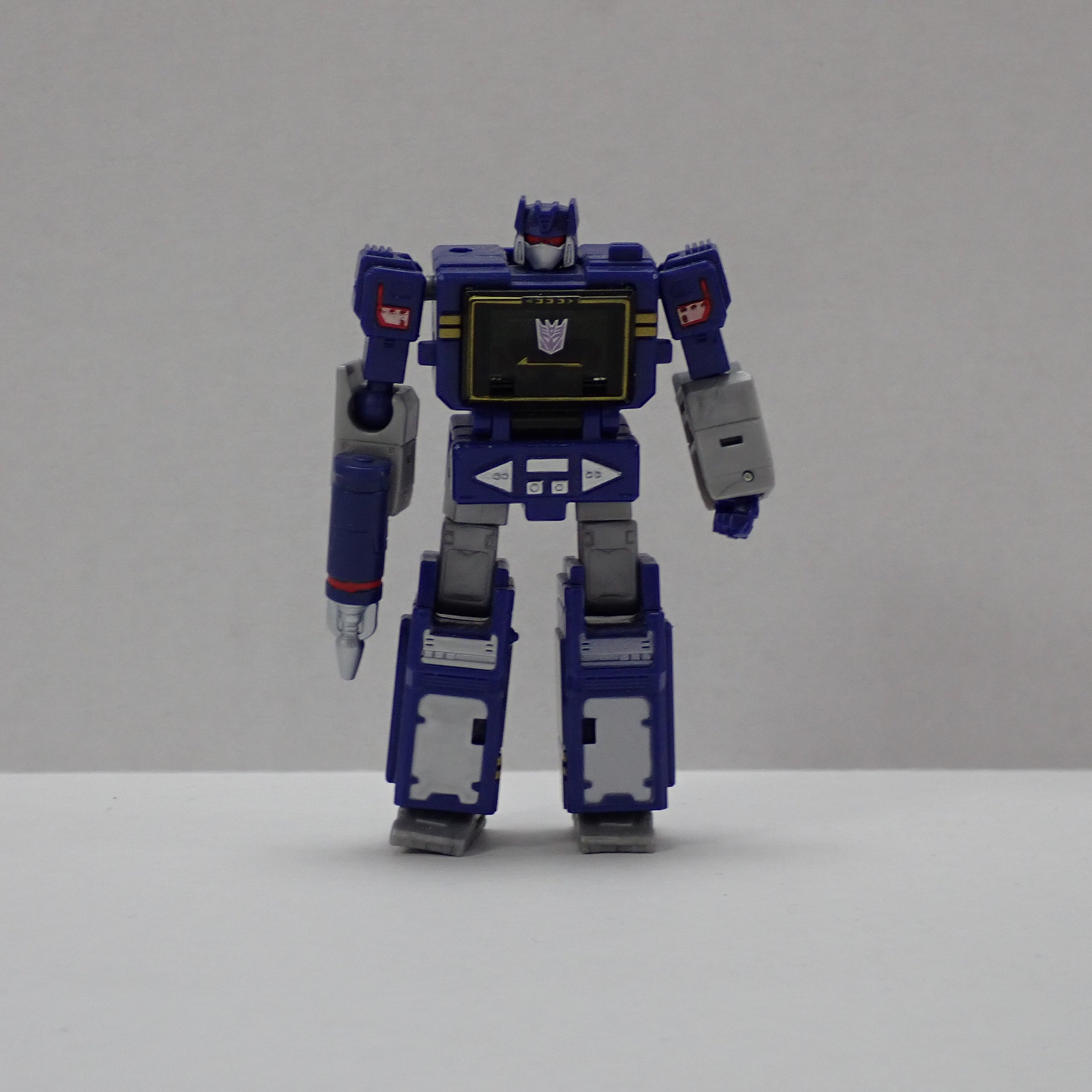 Soundwave (Core Class) - Transformers Generations [Pre-Owned]