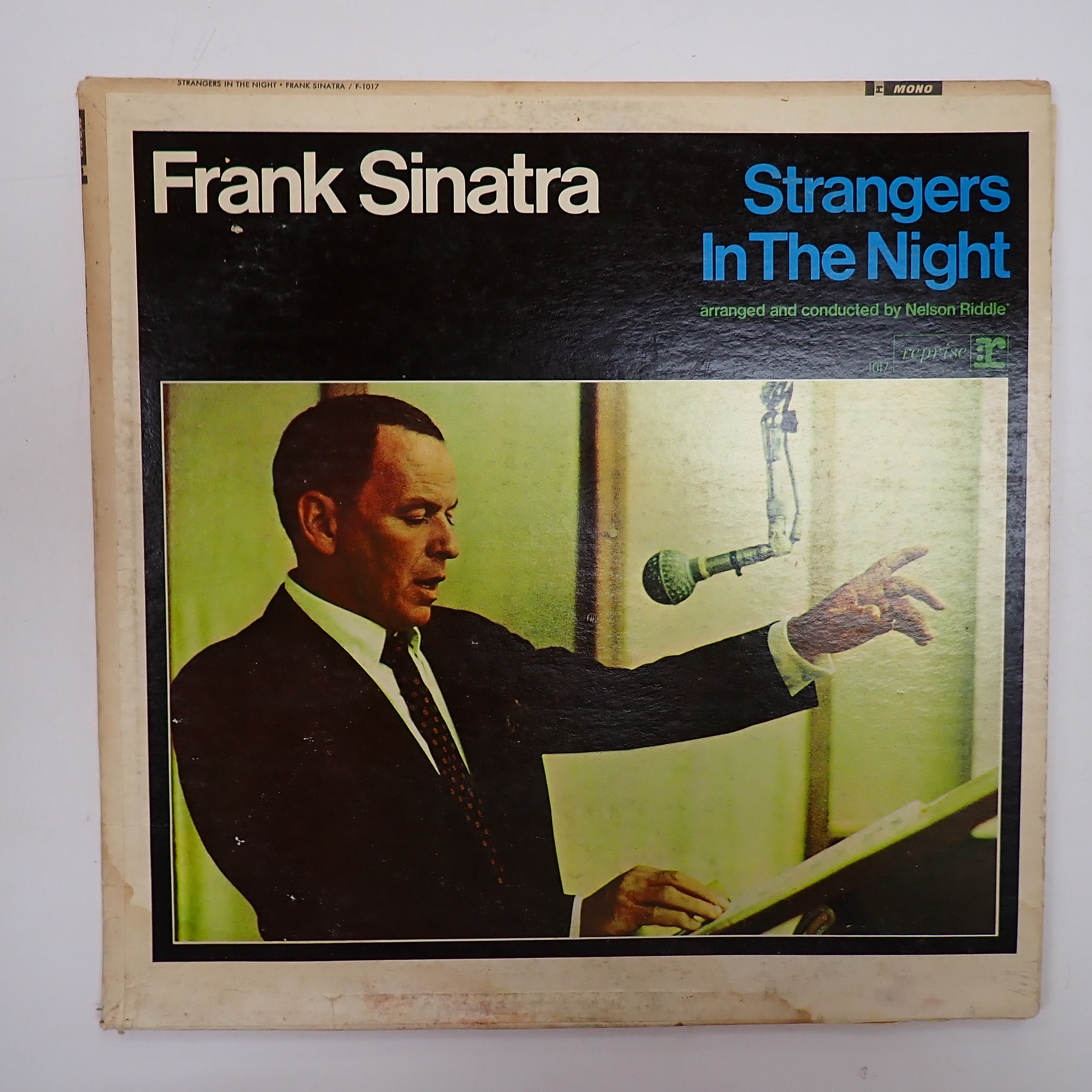 Frank Sinatra - Strangers In The Night - Vinyl [Pre-Owned]