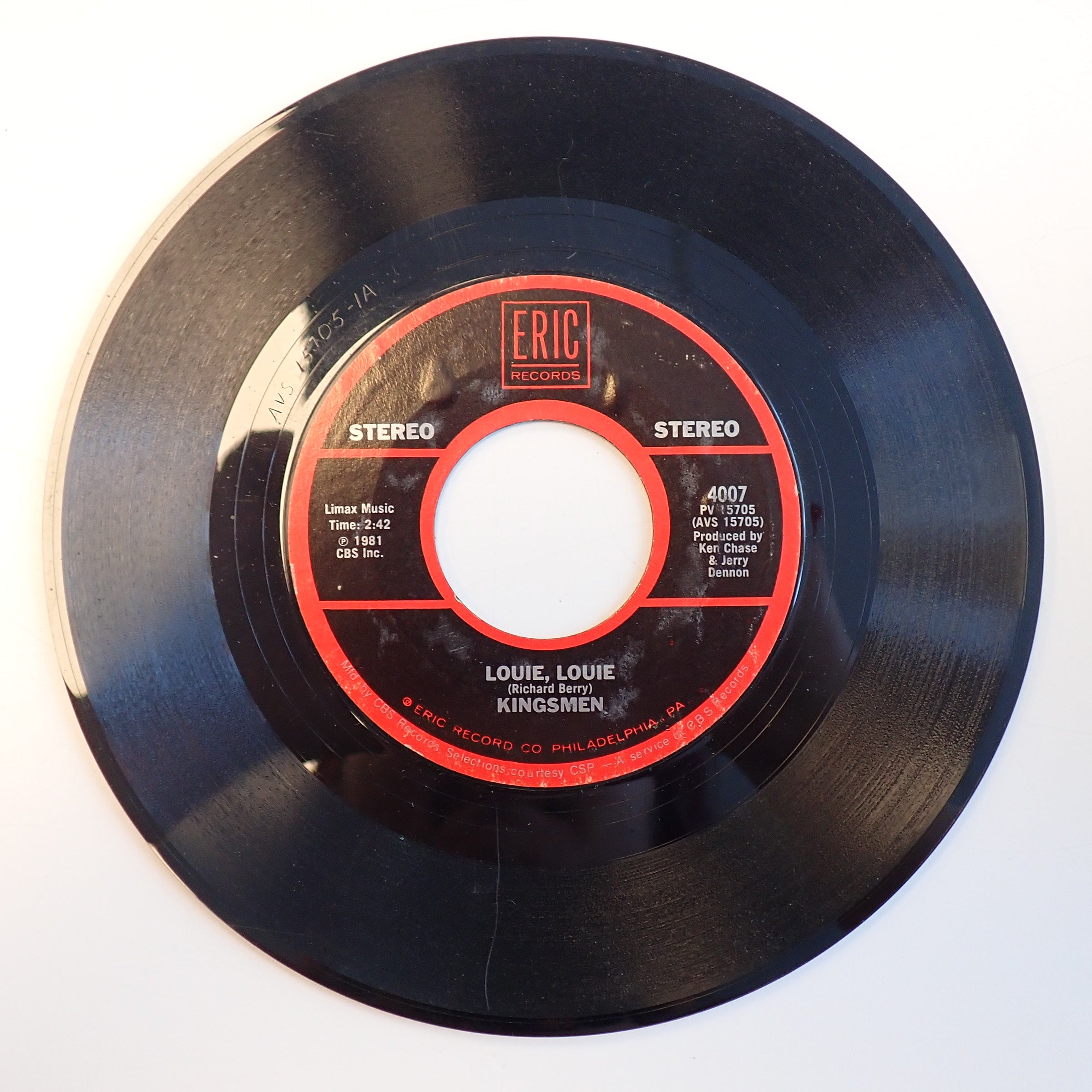 Kingsmen / The Isley Brothers – Louie, Louie / Twist And Shout (Loose) - Vinyl
