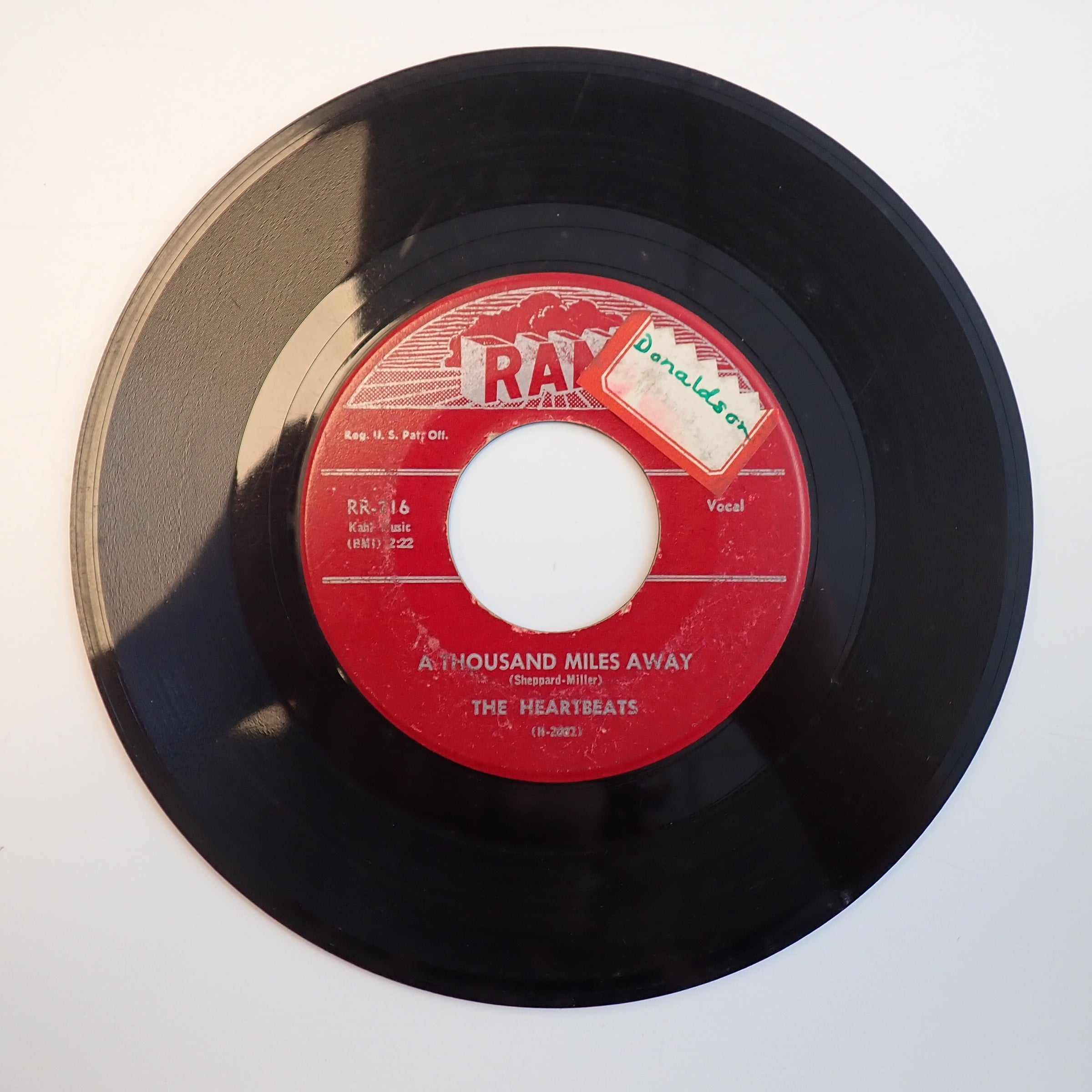 The Heartbeats - Oh Baby Don't / A Thousand Miles Away (Loose) - Vinyl