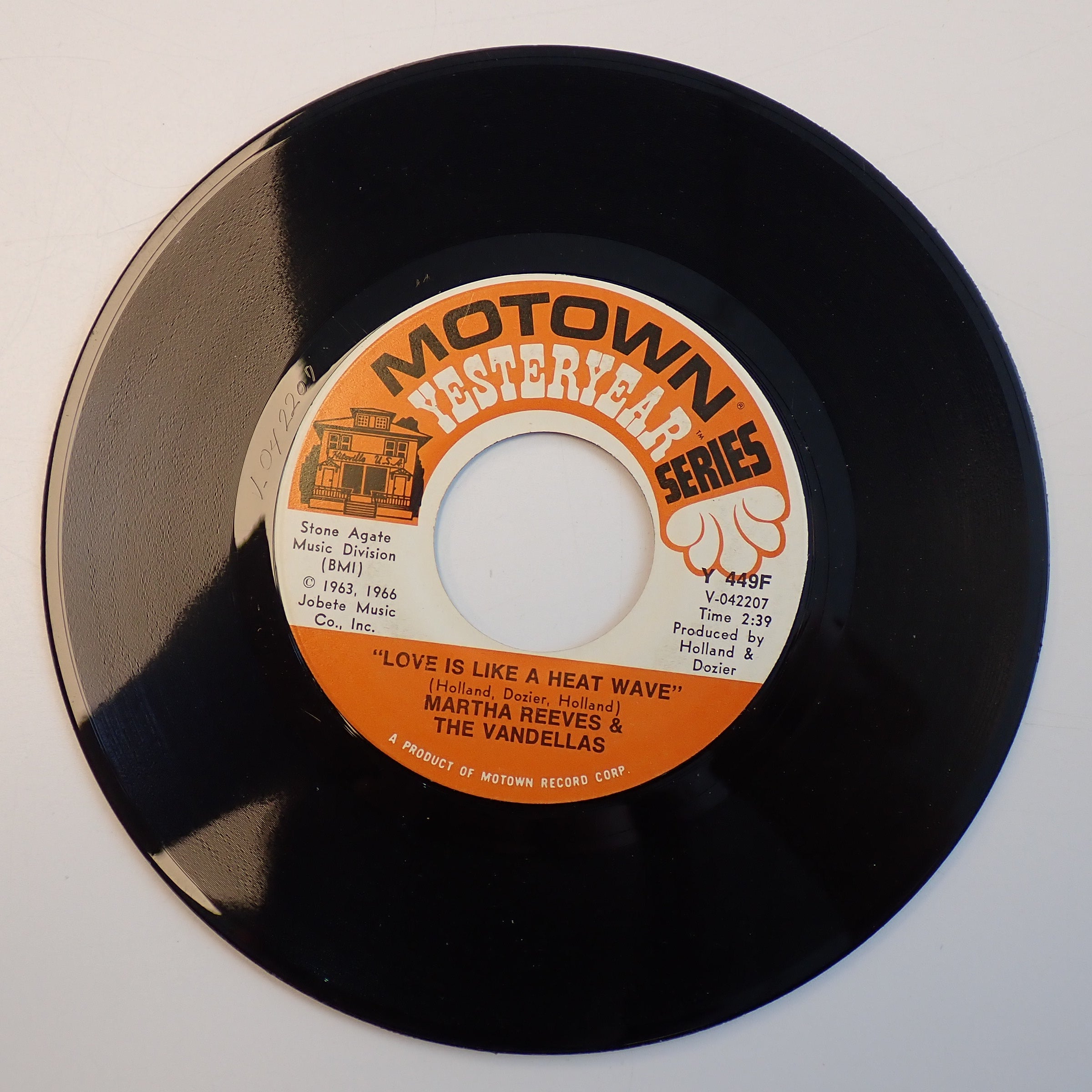 Martha Reeves & The Vandellas - Come and Get These Memories / Love is Like a Heatwave (Loose) - Vinyl