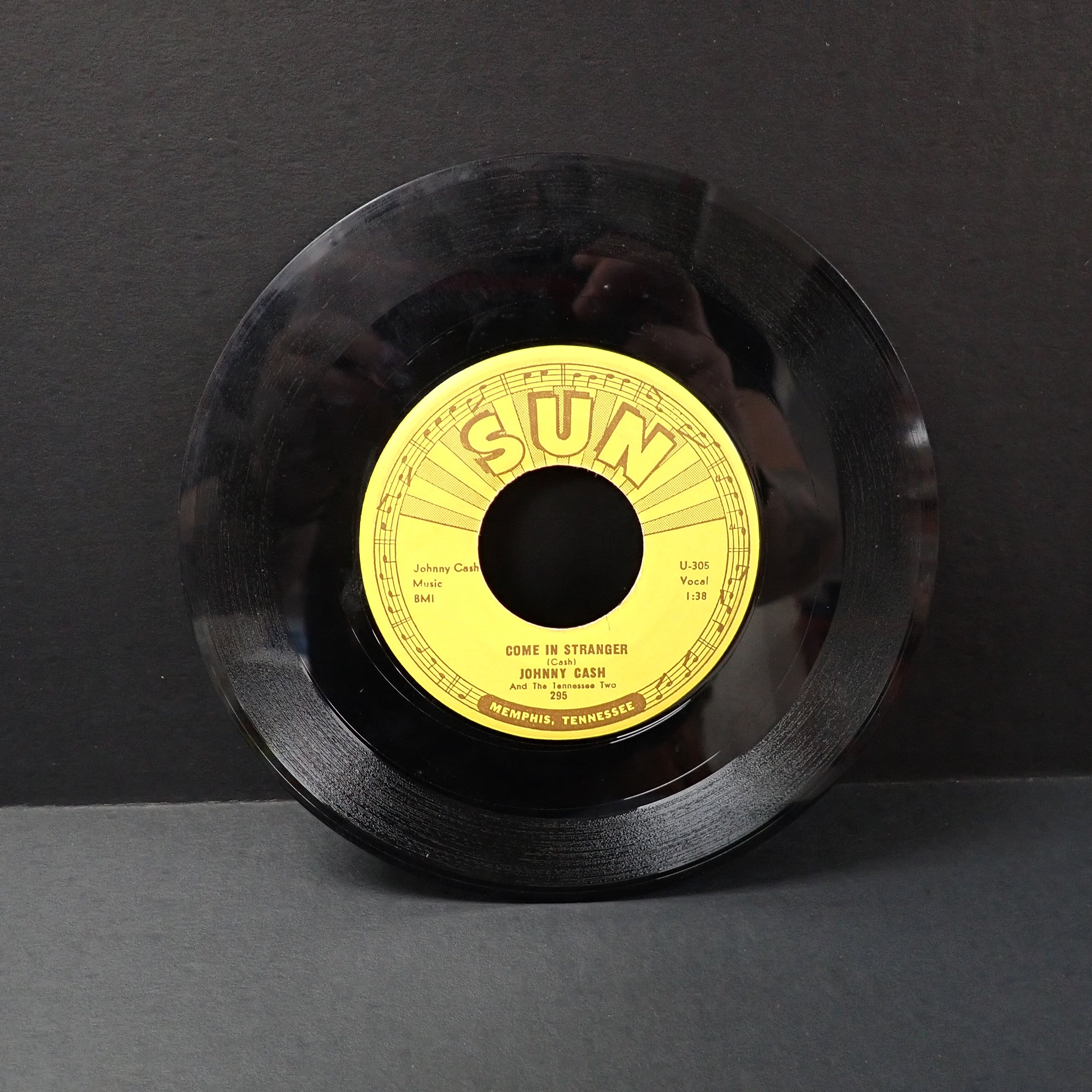 Johnny Cash - Come In Stranger/Guess Things Happen That Way - Vinyl