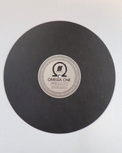 Omega One 100% Carbon Fiber ANTI-STATIC Turntable Mat [Pre-Owned]